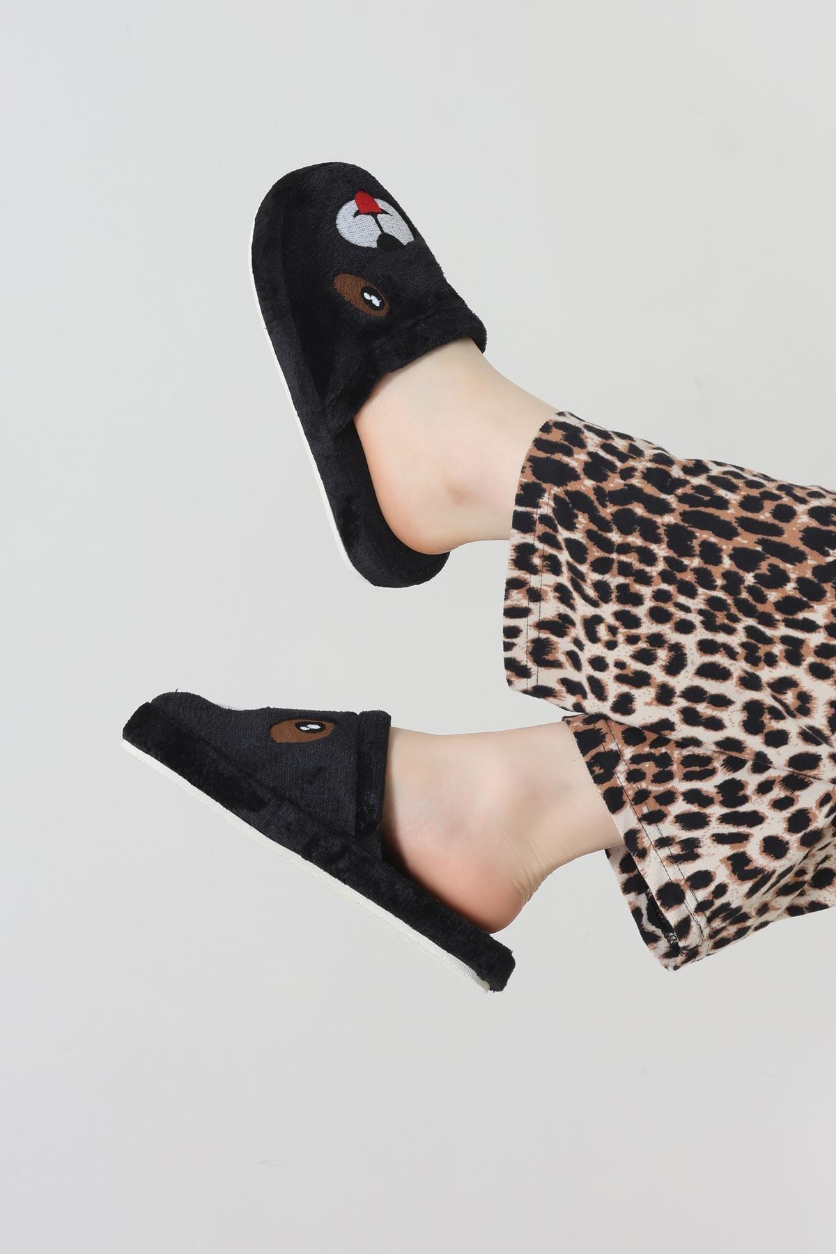 Peluş Ayıcıklı Ev Terliği Siyah - 32565.264.