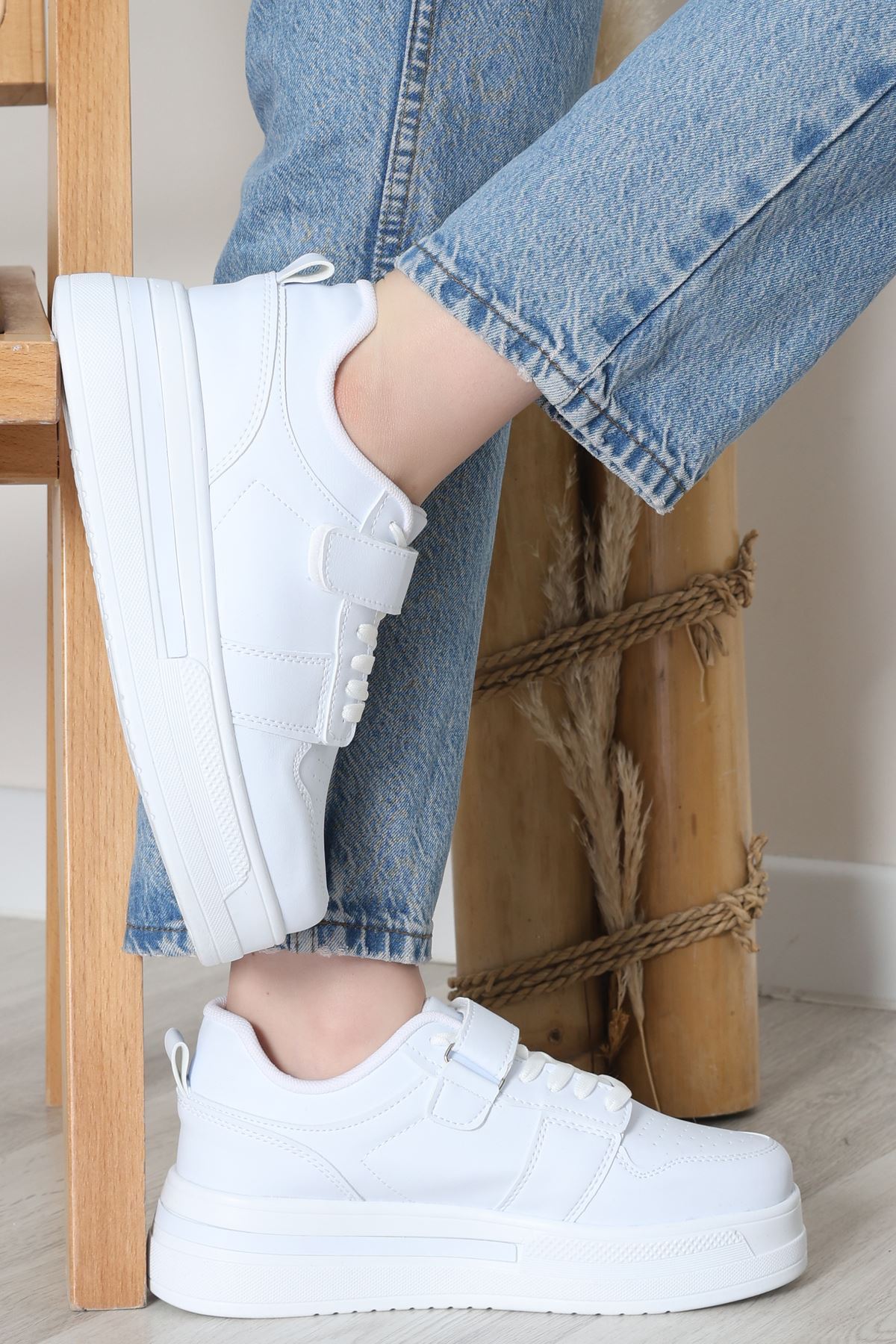 Günlük Spor Ayakkabı Beyaz1 - 42433.2082.