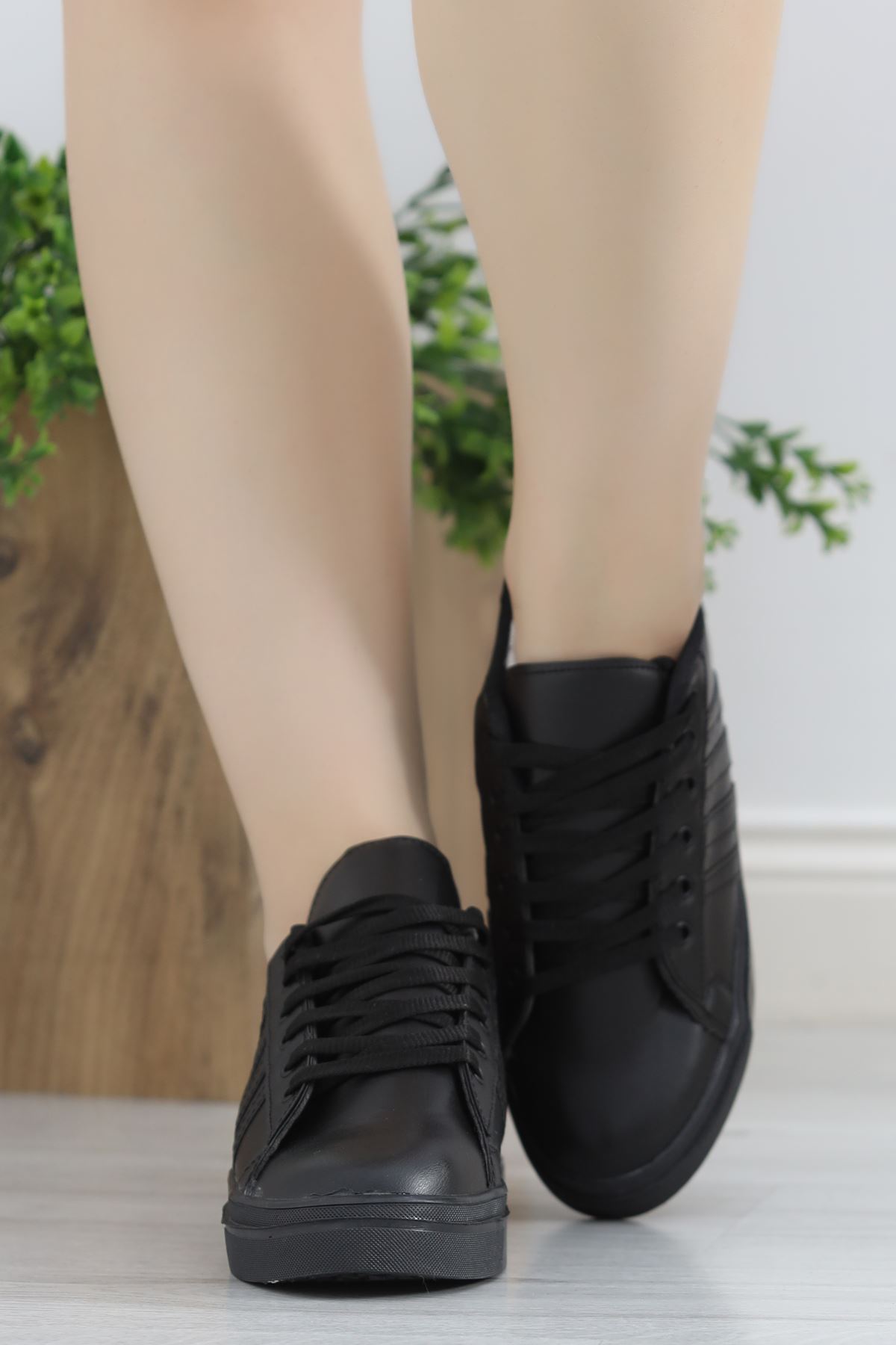 Günlük Ayakkabı Siyah - 9151.264.