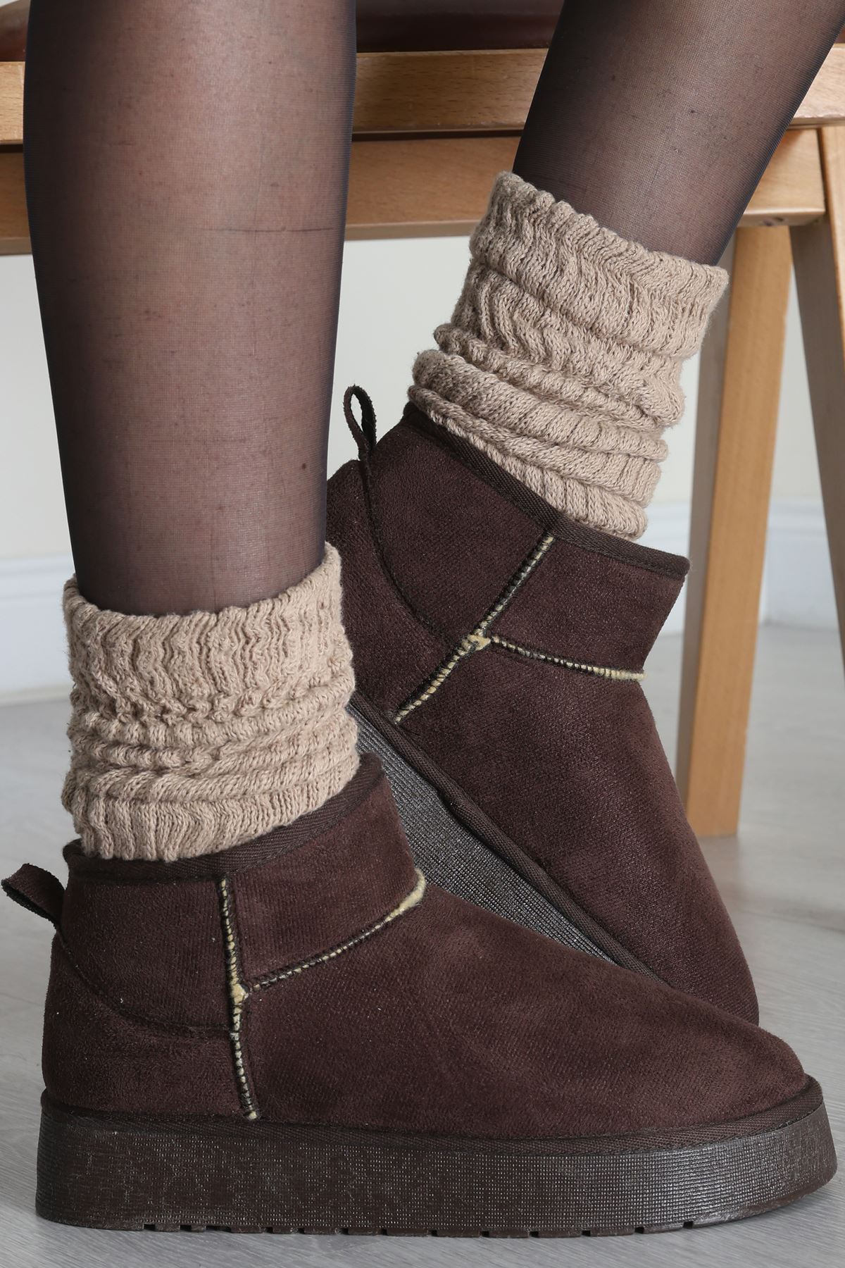 Yüksek Tabanlı İçi Kürklü Mini Bot Acıkahve - 31569.2110.