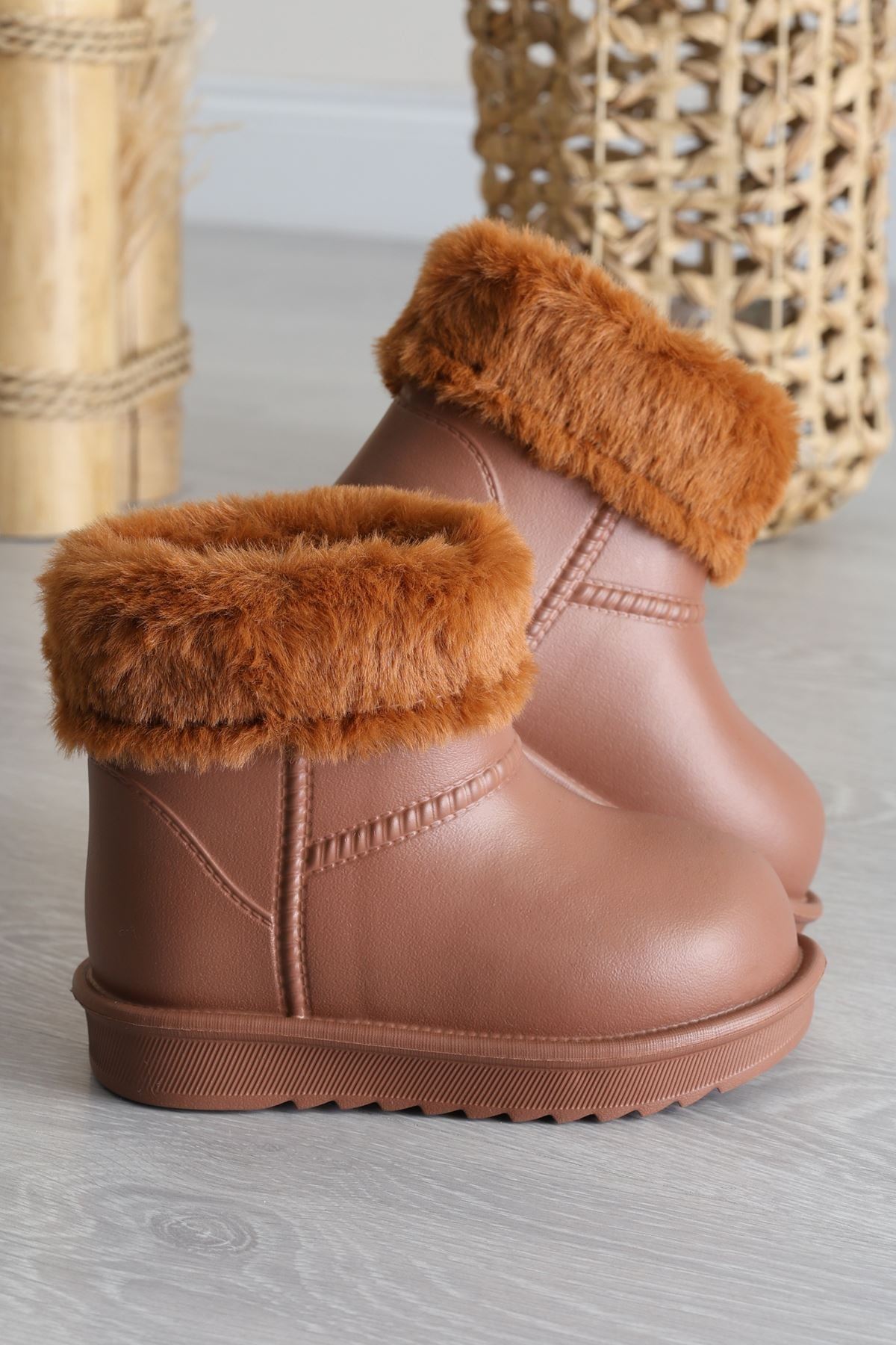 Çocuk Bot Taba - 31643.264.