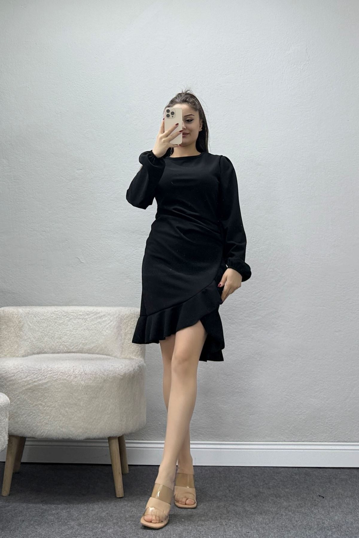 Bisiklet Yaka Önden Volanlı İthal Krep Elbise Siyah - 42685.1256.