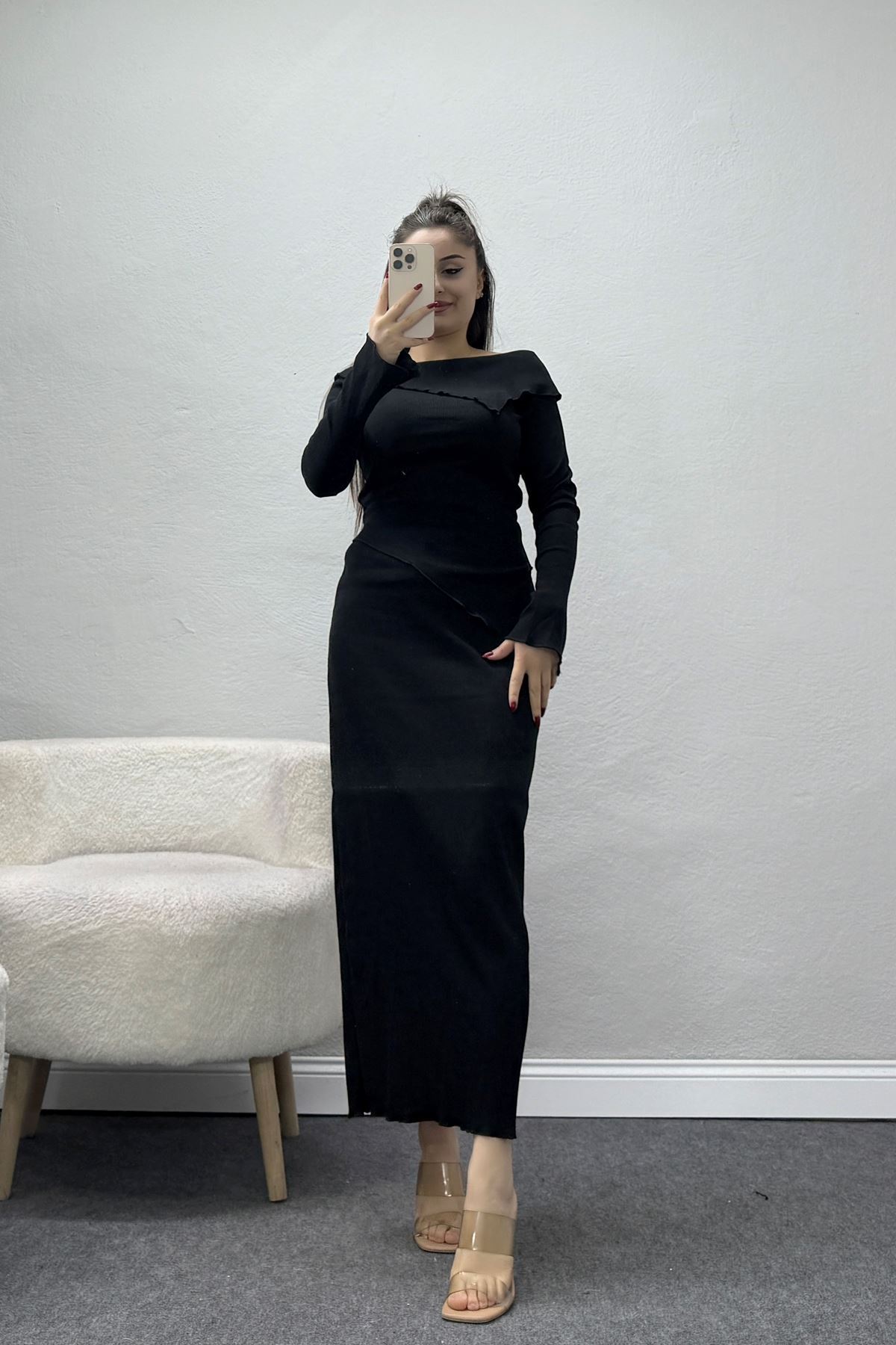 Madonna Yaka Kaşkorse Midi Boy İkili Takım Siyah - 42792.1567.