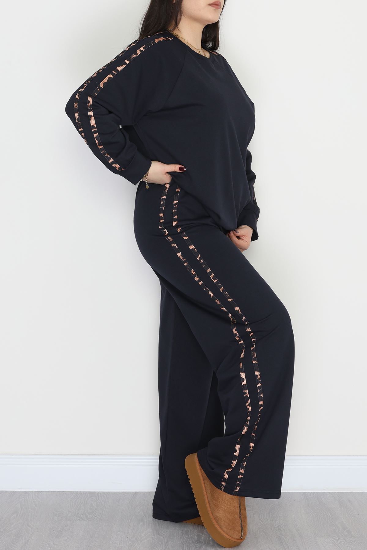 Şeritli 2 İplik Büyük Beden Eşofman Takımı Lacivert - 50784.1857.