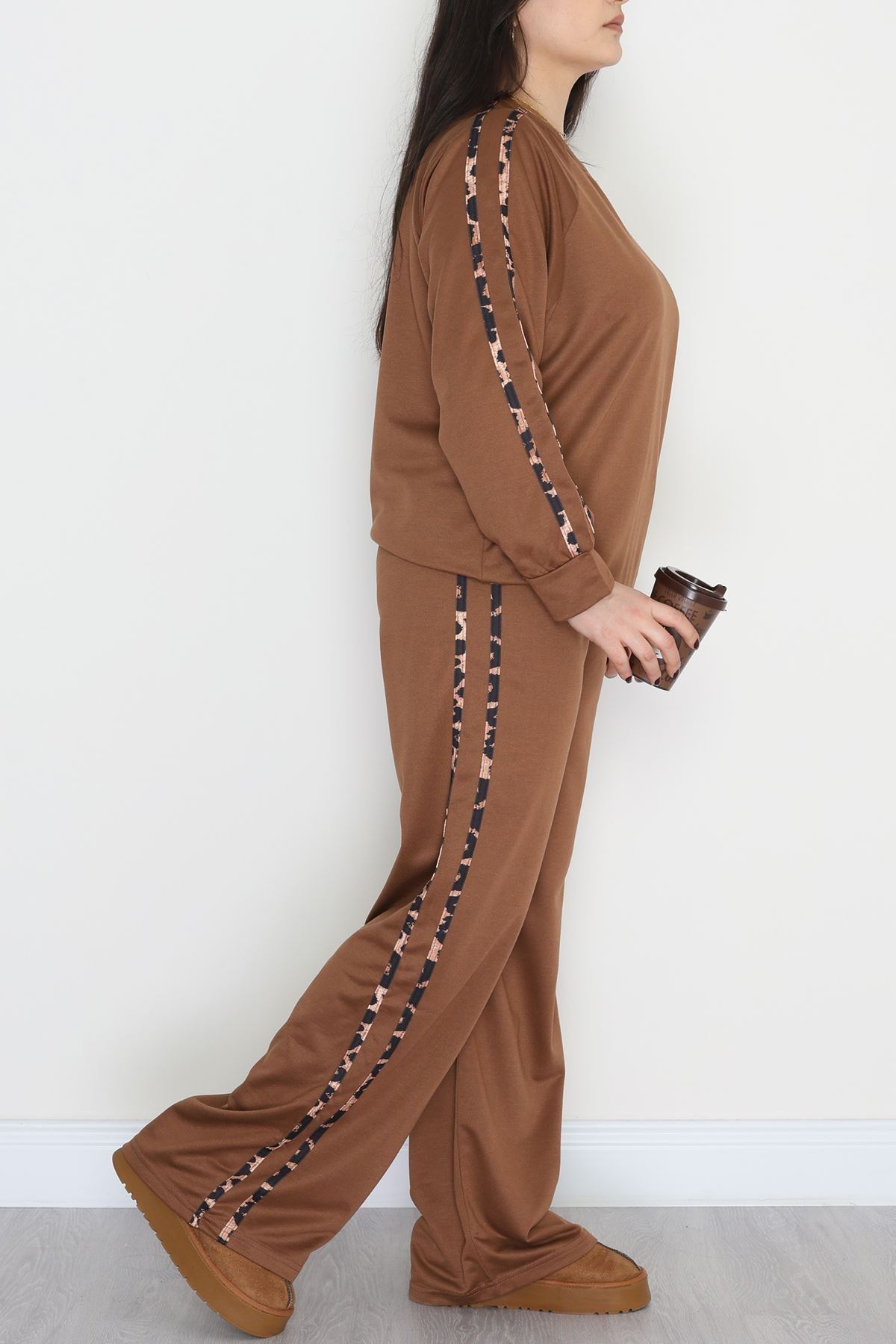 Şeritli 2 İplik Büyük Beden Eşofman Takımı Kahve - 50784.1857.