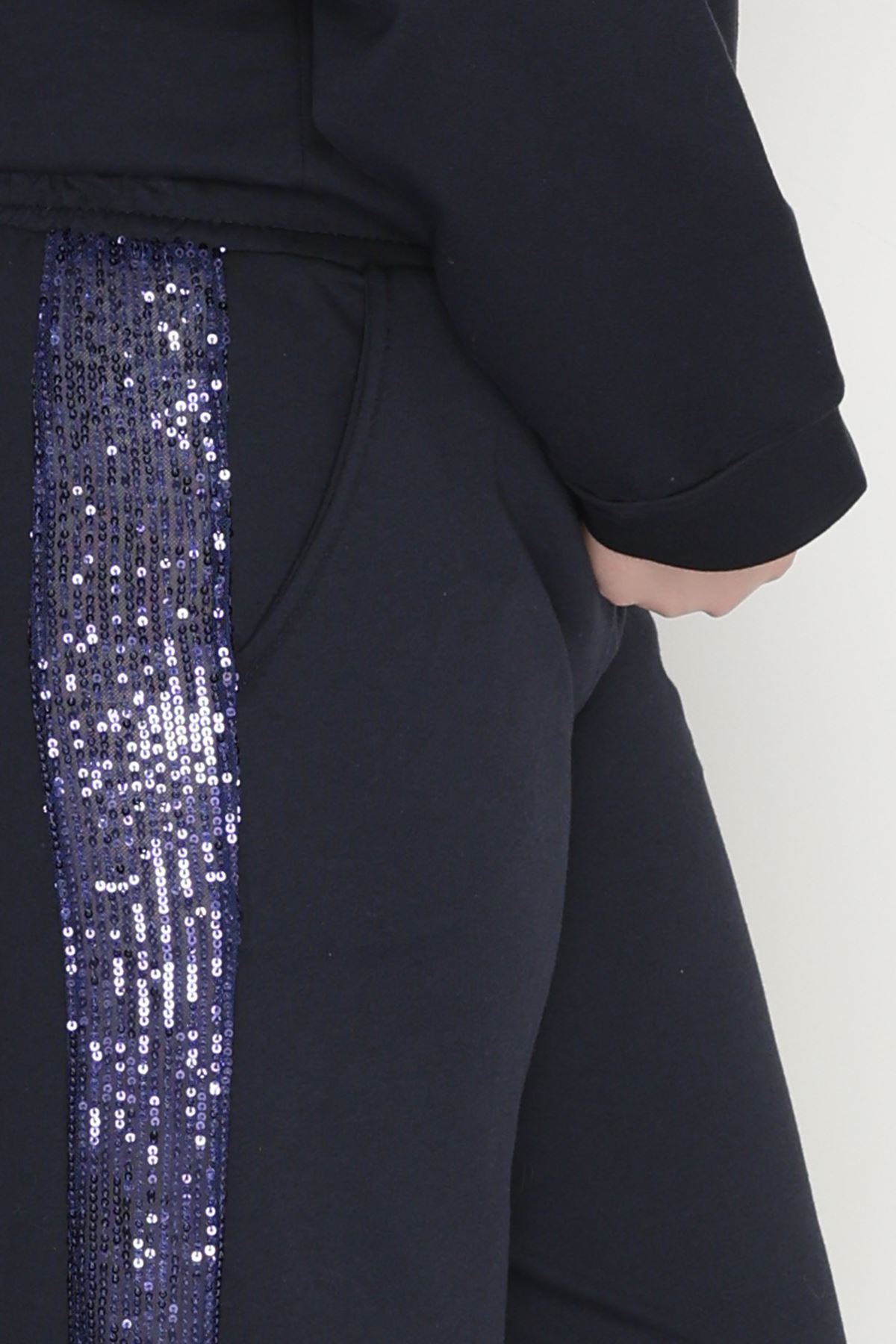 Pul Detay 2 İplik Büyük Beden Eşofman Takımı Lacivert - 50804.1857.