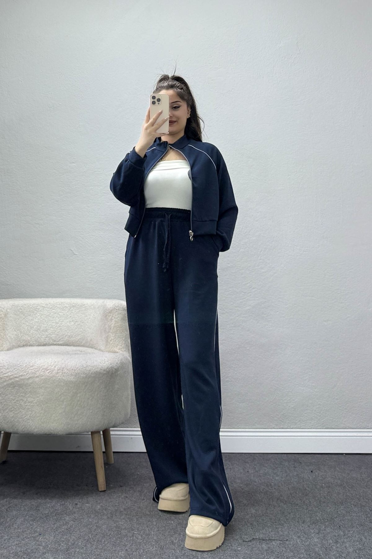 Biyeli Crop Eşofman Takımı Laci - 4130.1247.