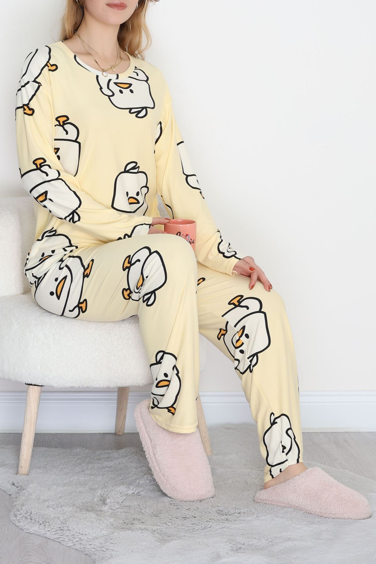 Süet Alt Üst Aynı Pijama Takımı Sarı - 118.1287.