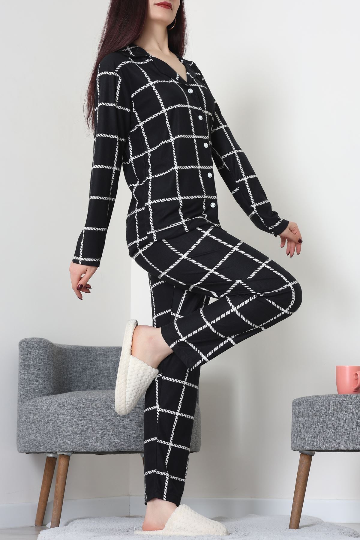 Süet Düğmeli Pijama Takımı Siyahçizgili - 52171.1050.