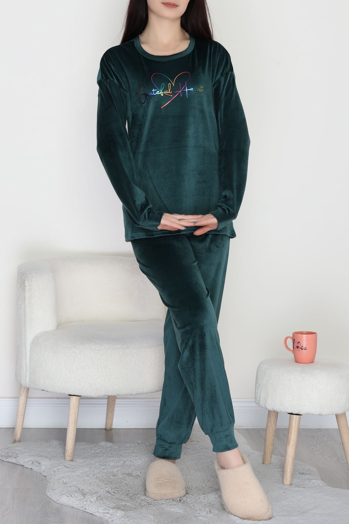 Likralı Fransız Kadife Pijama Takımı Zümrüt - 42068.1049.