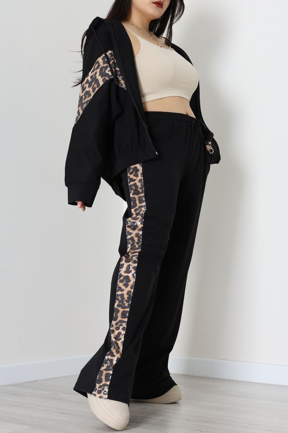 Pul Garnili 2 İplik Büyük Beden Eşofman Takımı Siyah - 50807.1857.