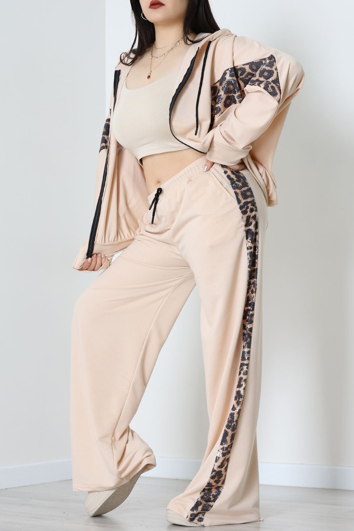 Pul Garnili 2 İplik Büyük Beden Eşofman Takımı Bej - 50807.1857.