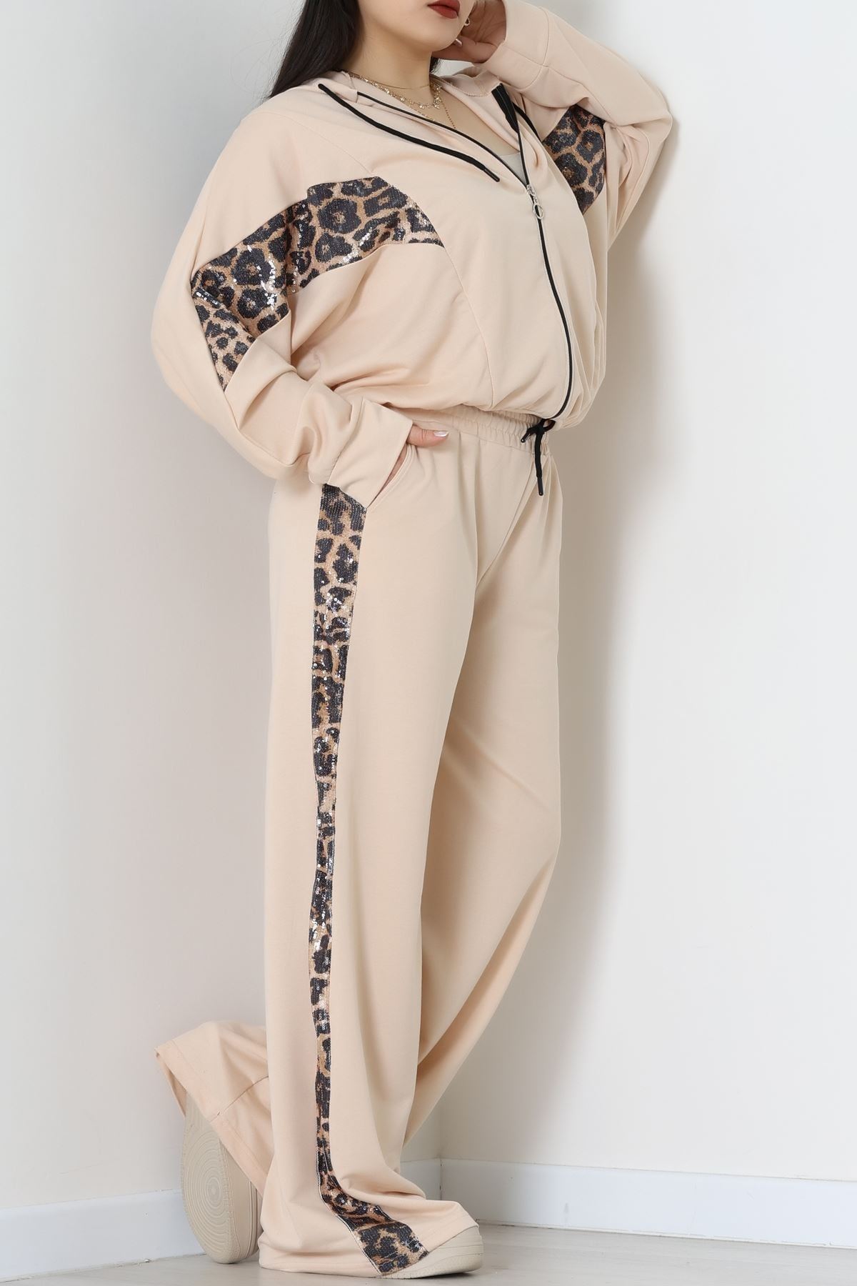 Pul Garnili 2 İplik Büyük Beden Eşofman Takımı Bej - 50807.1857.