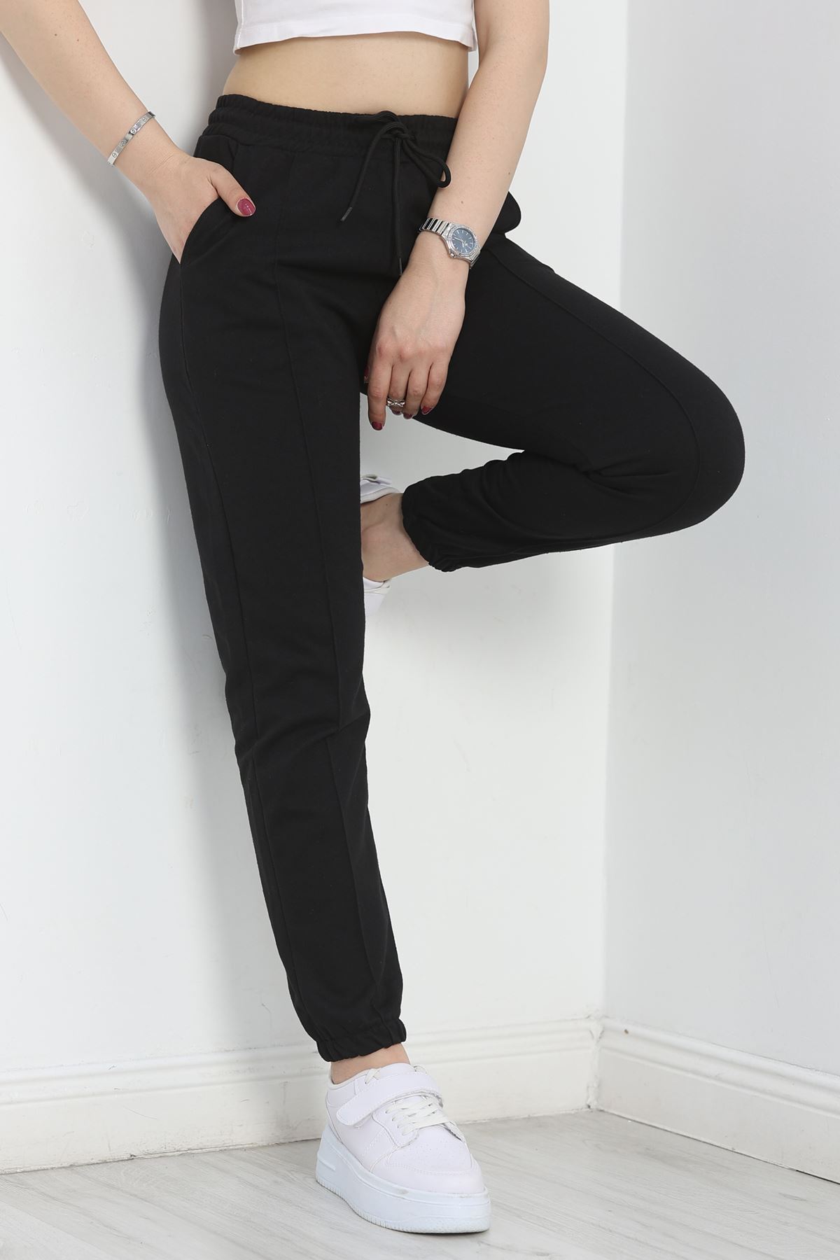 Paça Lastikli Çımalı Eşofman Altı Siyah - 40760.1431.