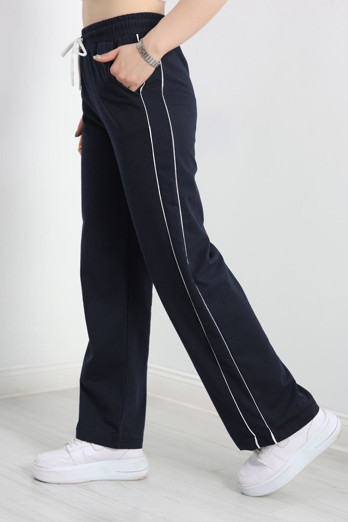 Biyeli Eşofman Altı Lacivert - 50662.1005.