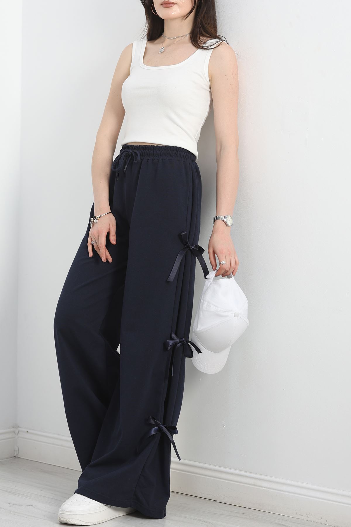 Kurdele Detaylı Eşofman Altı Lacivert1 - 50134.1857.