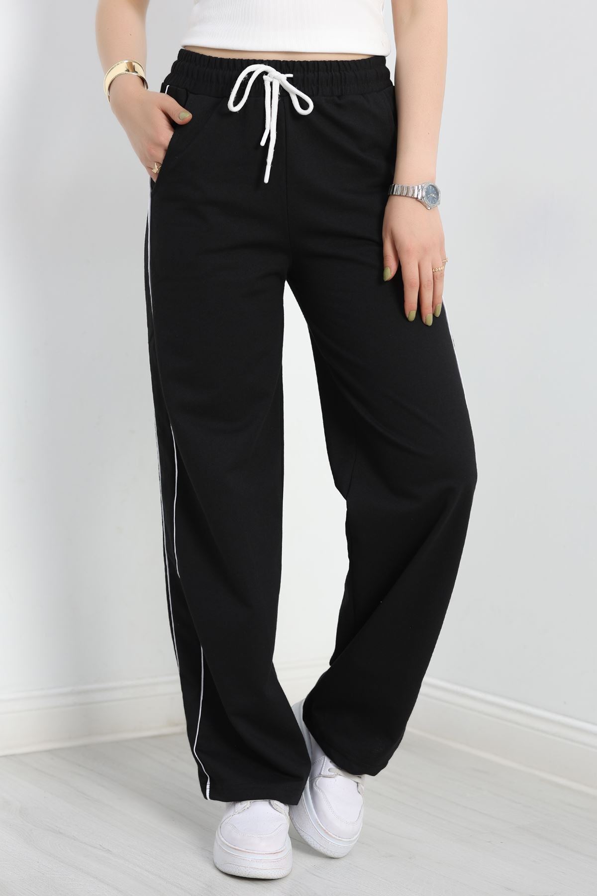 Biyeli Eşofman Altı Siyah - 50662.1005.