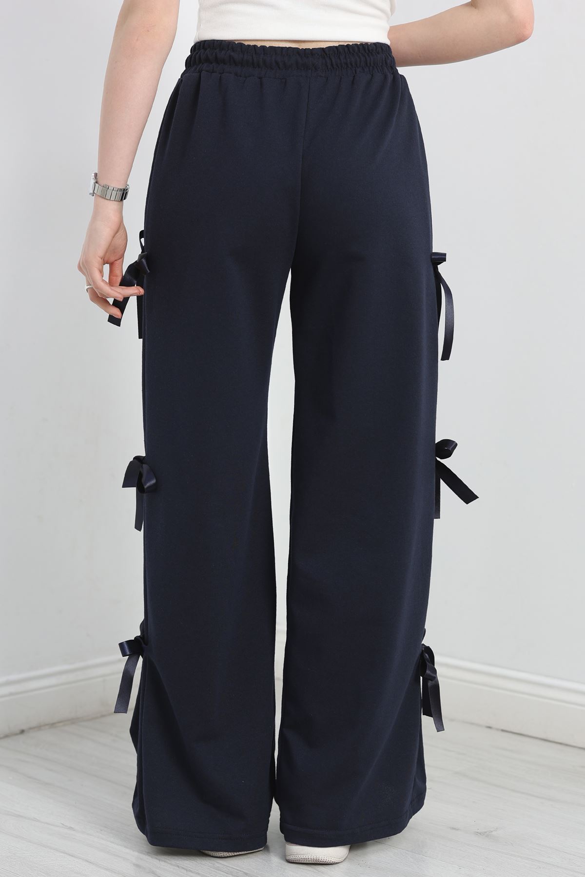 Kurdele Detaylı Eşofman Altı Lacivert1 - 50134.1857.