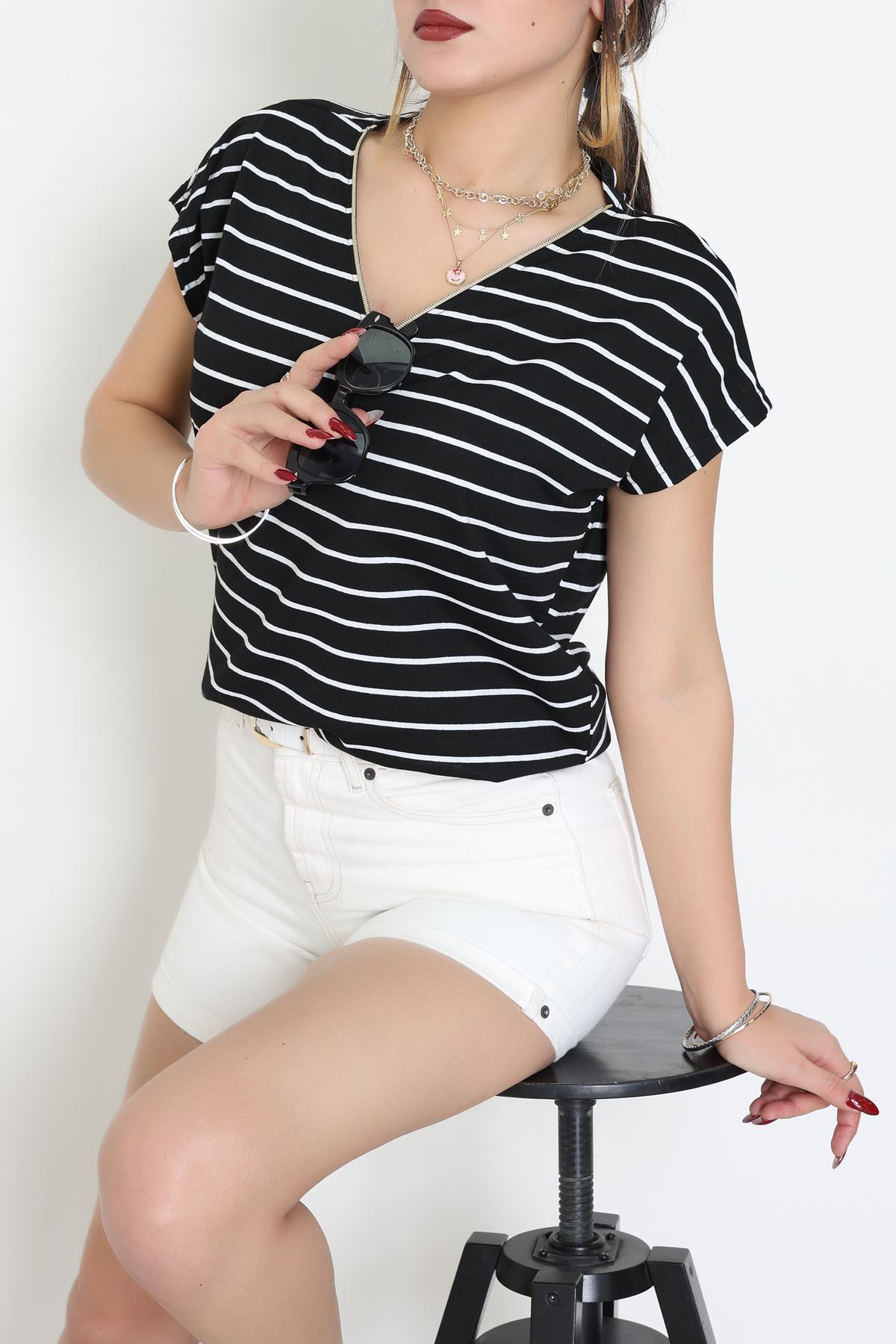 V Yaka Fermuarlı Rejenere Süprem Tişört Siyahbeyaz - 600.1567.