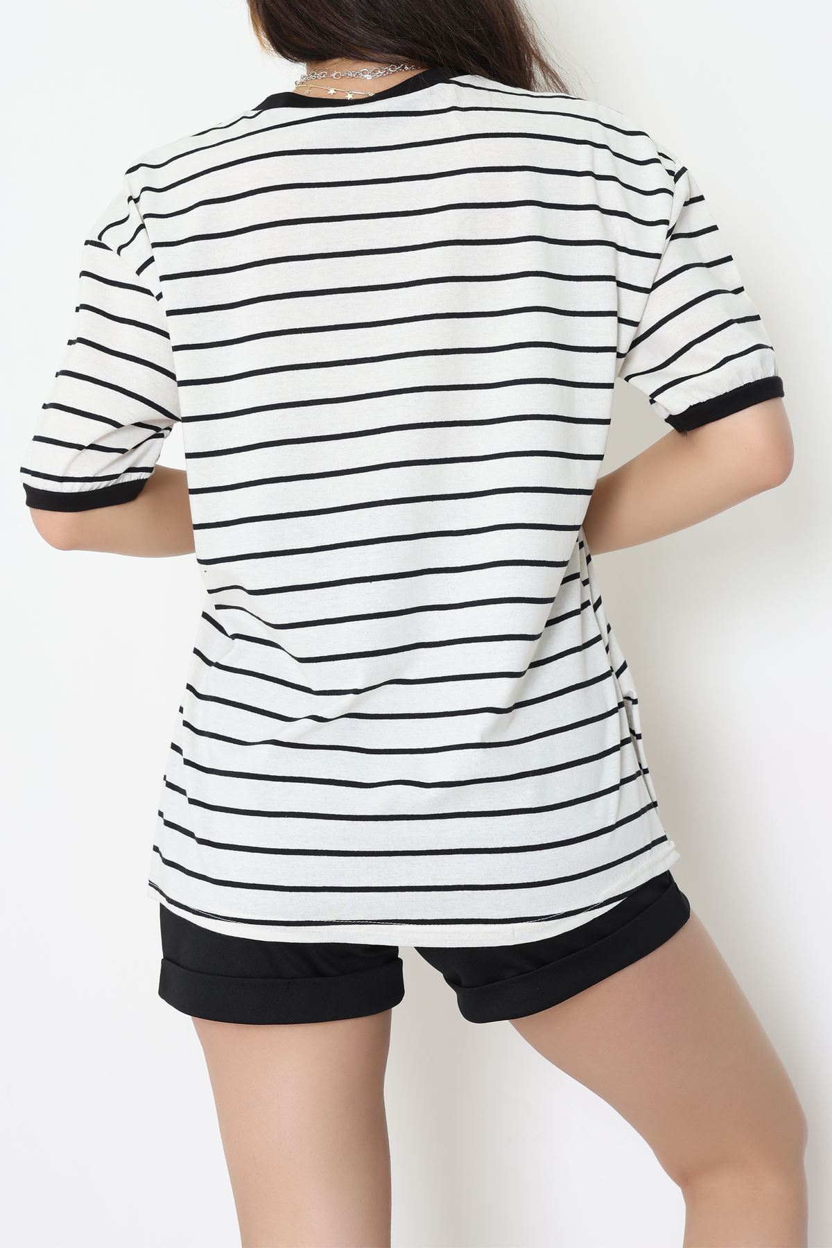 V Yaka Çizgili Rejenere Süprem Tişört Ekrusiyah - 602.1567.