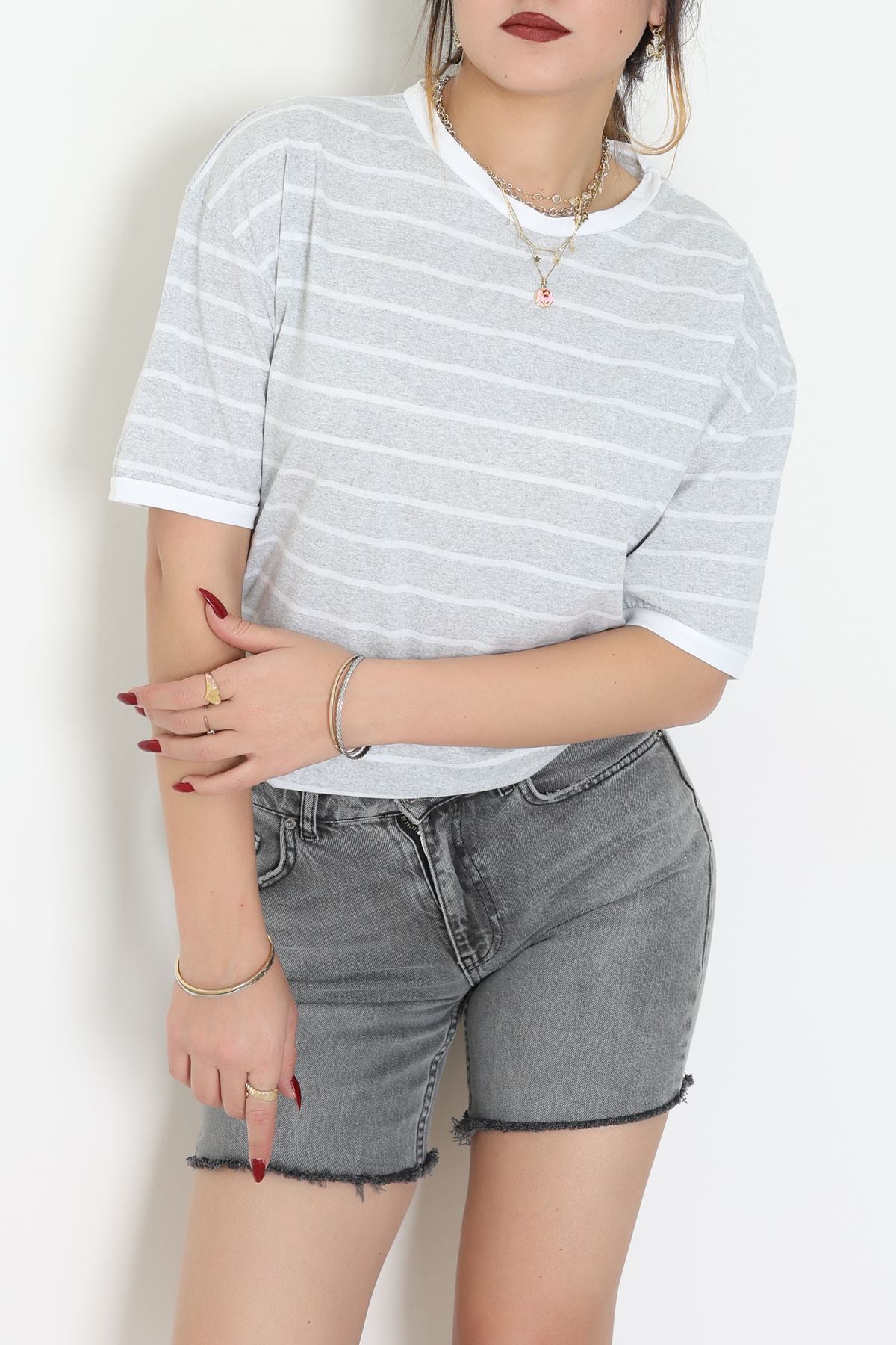 Bisiklet Yaka Çizgili Rejenere Süprem Tişört Gribeyaz - 601.1567.