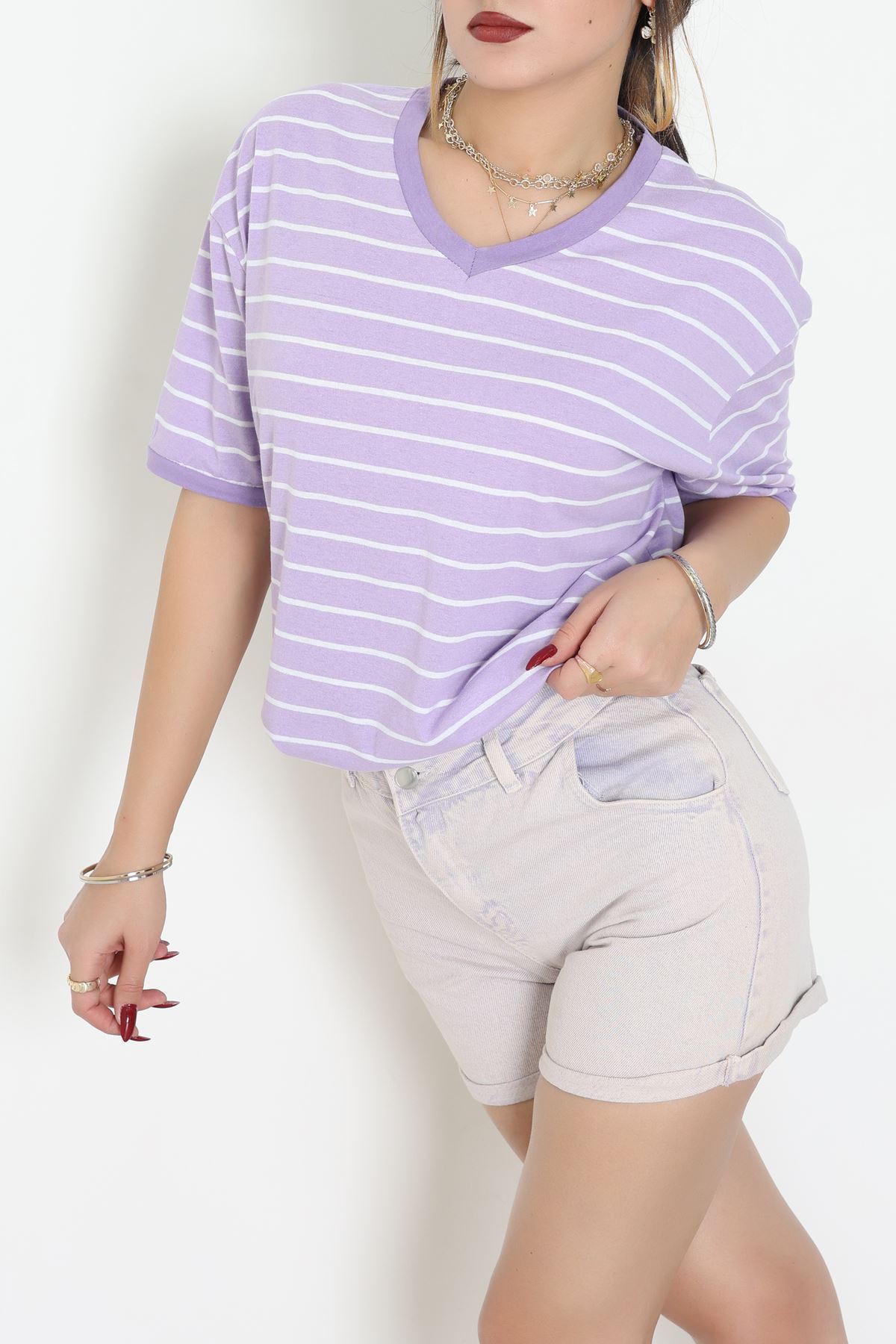 V Yaka Çizgili Rejenere Süprem Tişört Lilabeyaz - 602.1567.