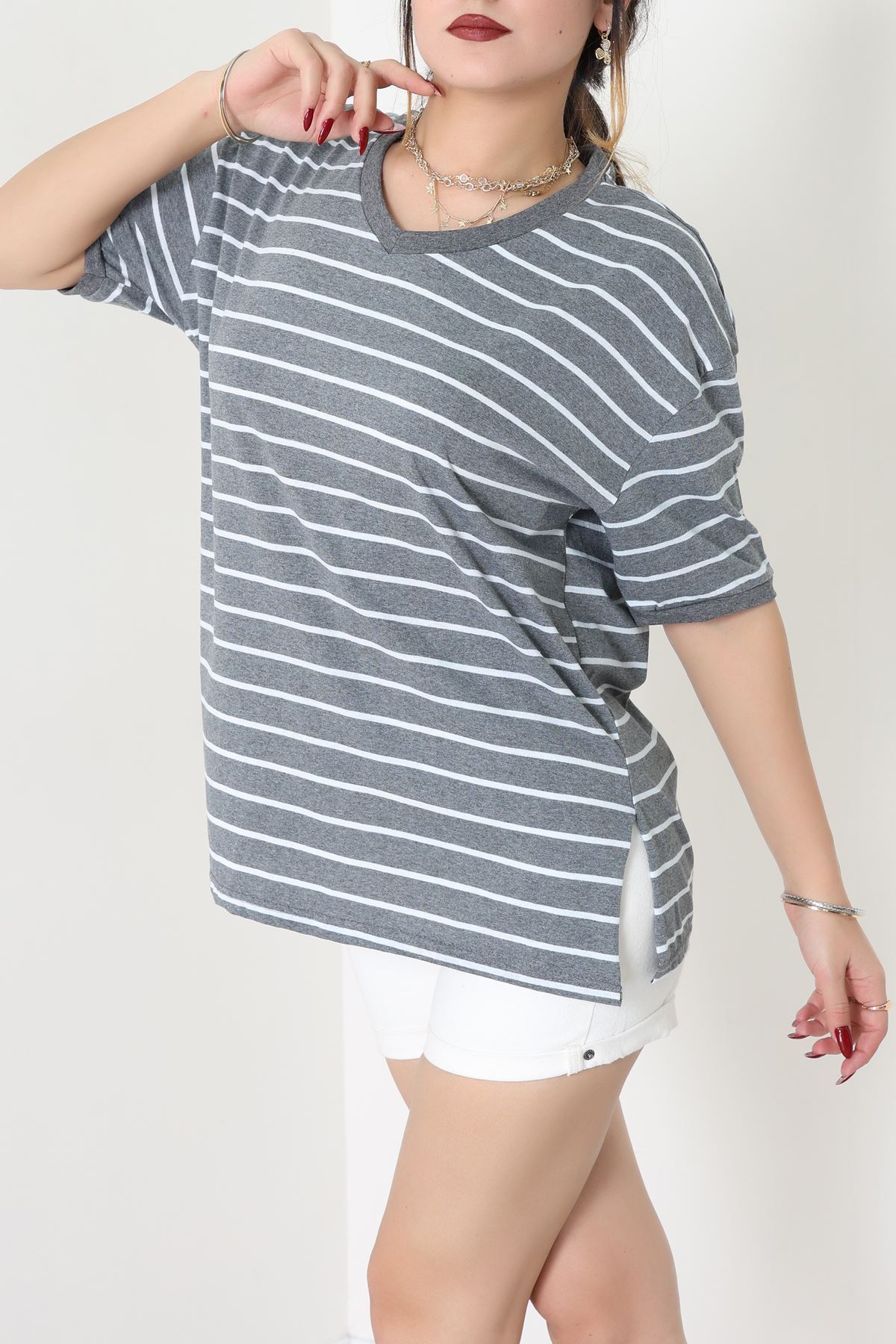 V Yaka Çizgili Rejenere Süprem Tişört Antrasitbeyaz - 602.1567.