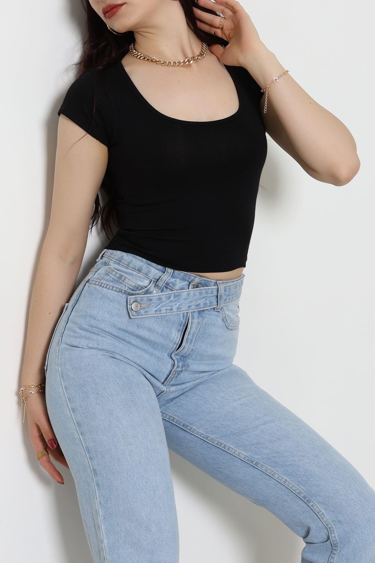 Viskon Yuvarlak Yaka Kısa Kollu Body Siyah - 7100.2127.