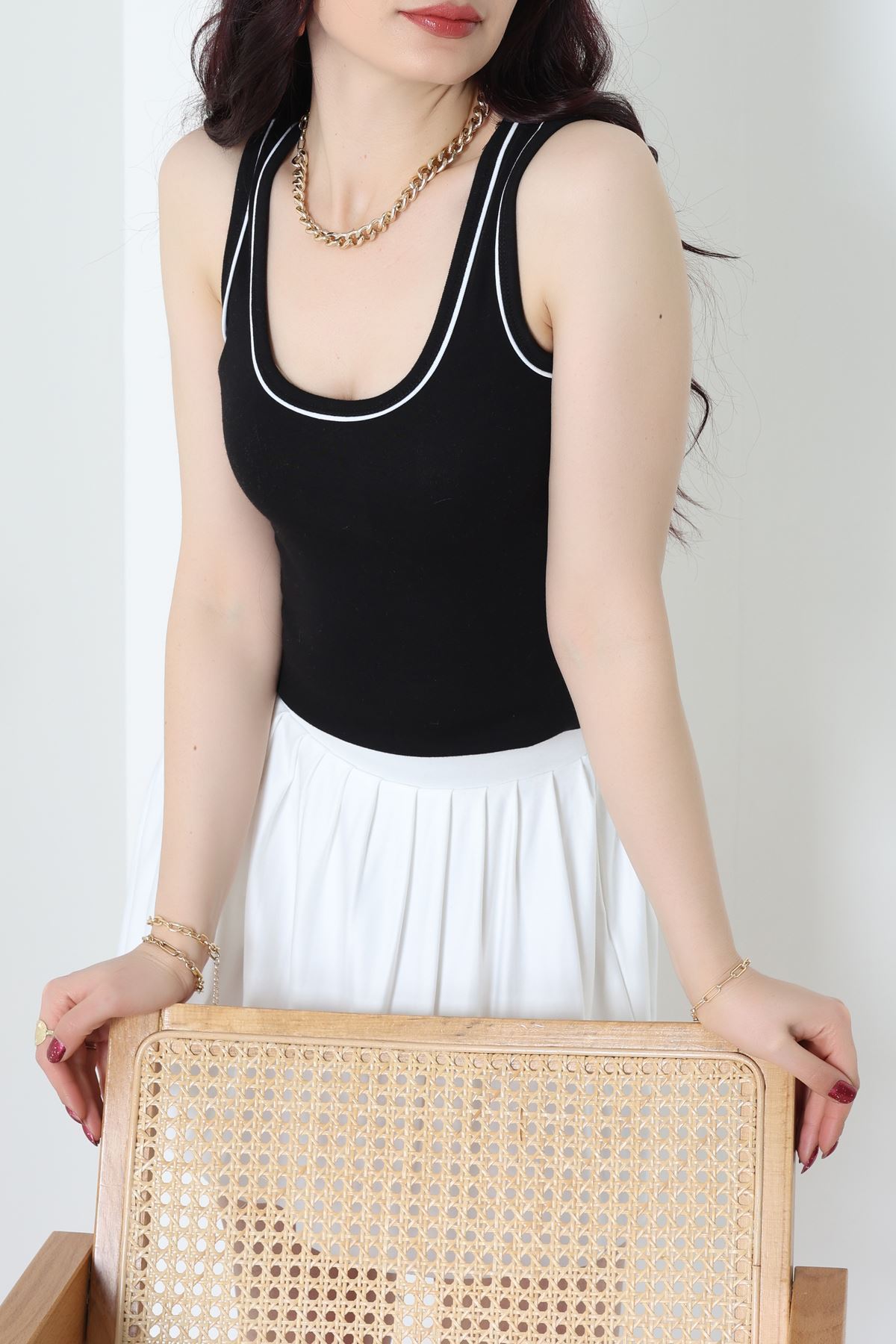 Biye Garnili Kare Yaka Atlet Siyah - 21870.200.