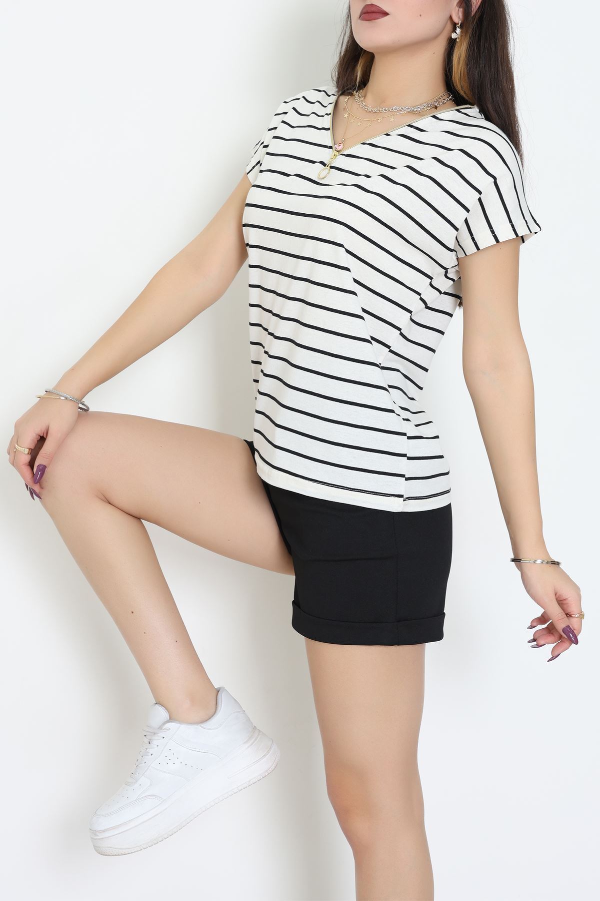 V Yaka Fermuarlı Rejenere Süprem Tişört Ekrusiyah - 600.1567.