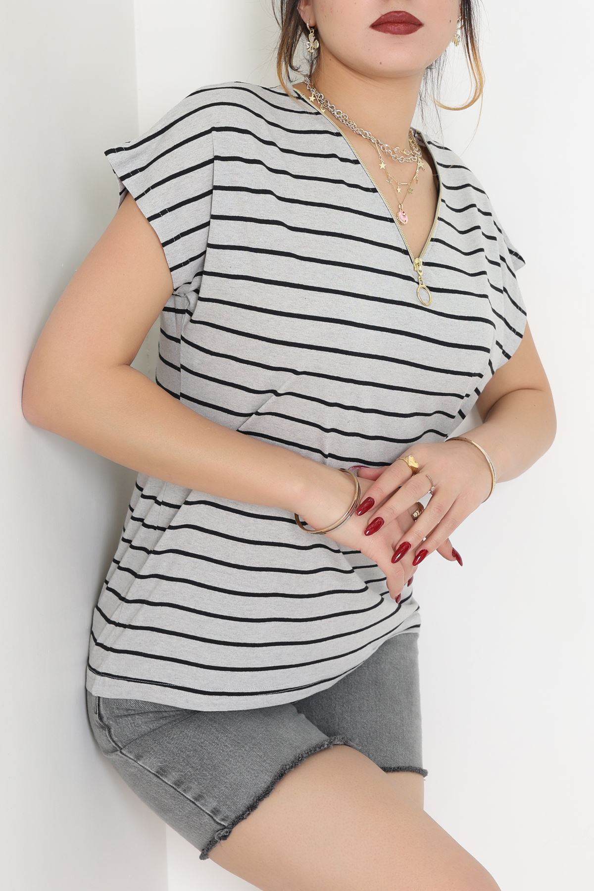 V Yaka Fermuarlı Rejenere Süprem Tişört Grisiyah - 600.1567.