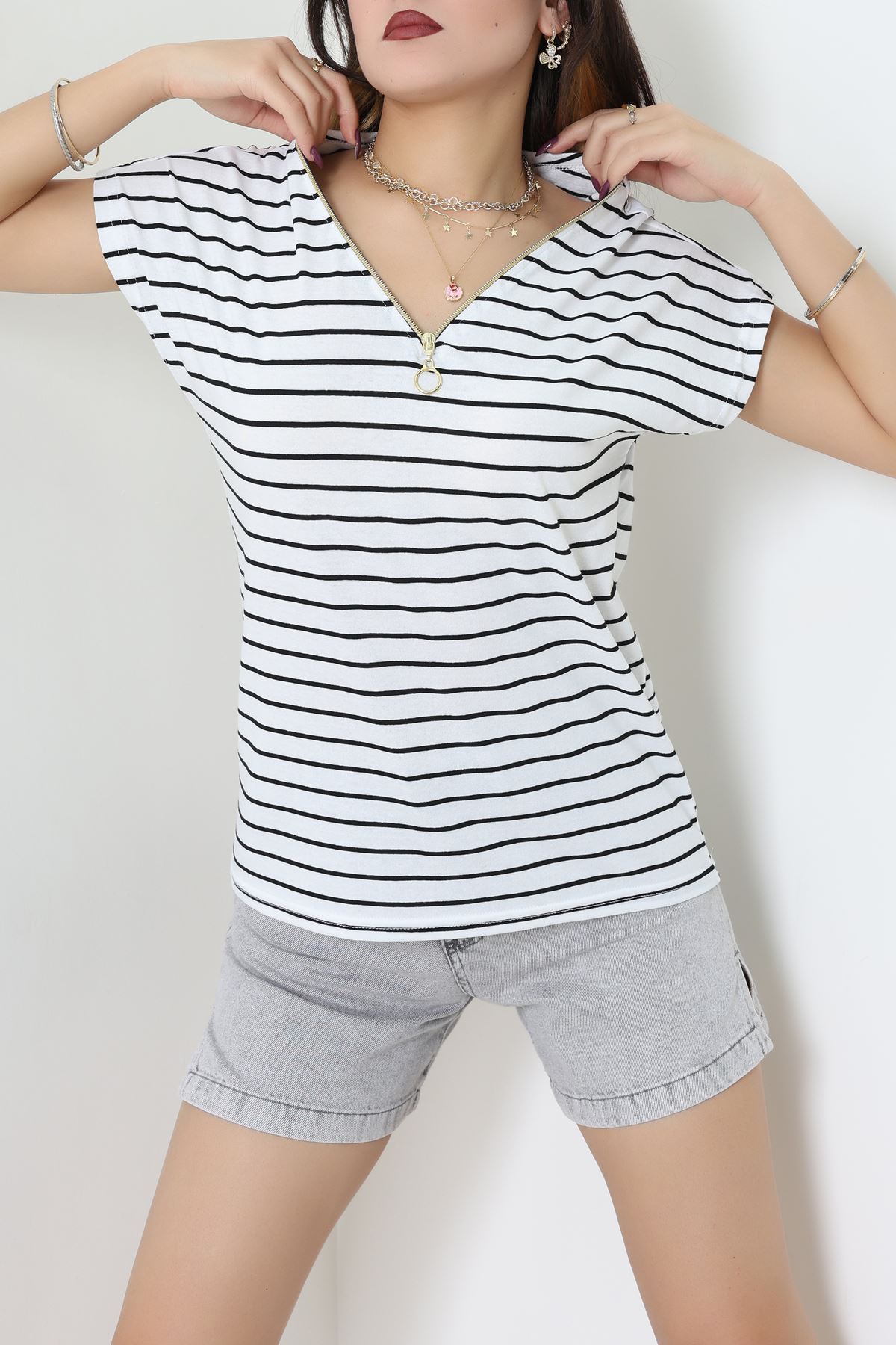 V Yaka Fermuarlı Rejenere Süprem Tişört Beyazsiyah - 600.1567.