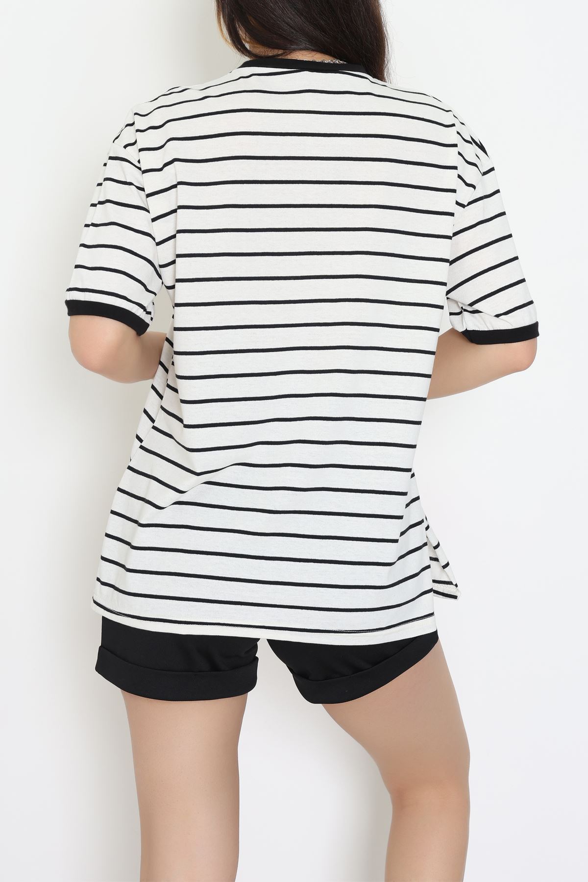 Bisiklet Yaka Çizgili Rejenere Süprem Tişört Ekrusiyah - 601.1567.