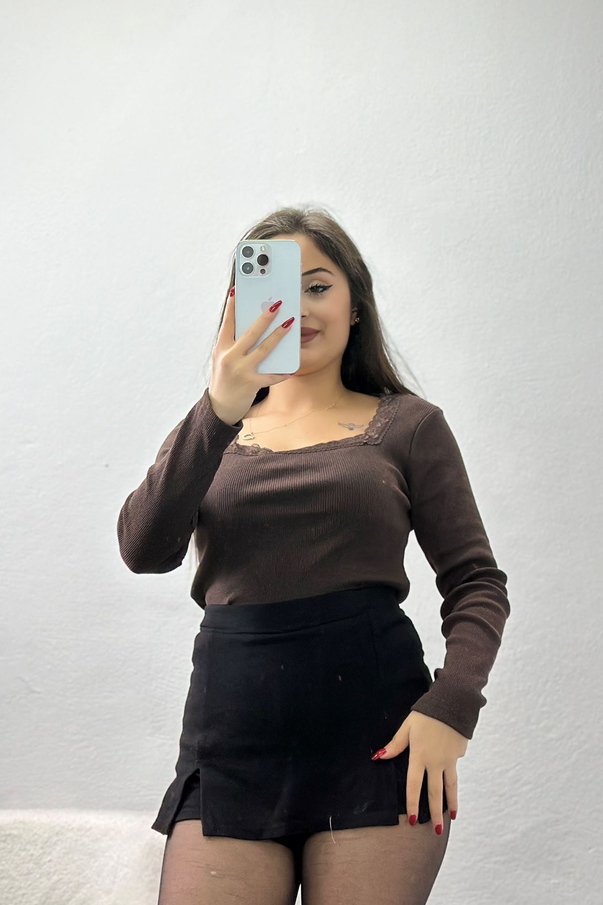 Çerçeve Yaka Dantelli Kaşkorse Body Kahve - 70789.599.