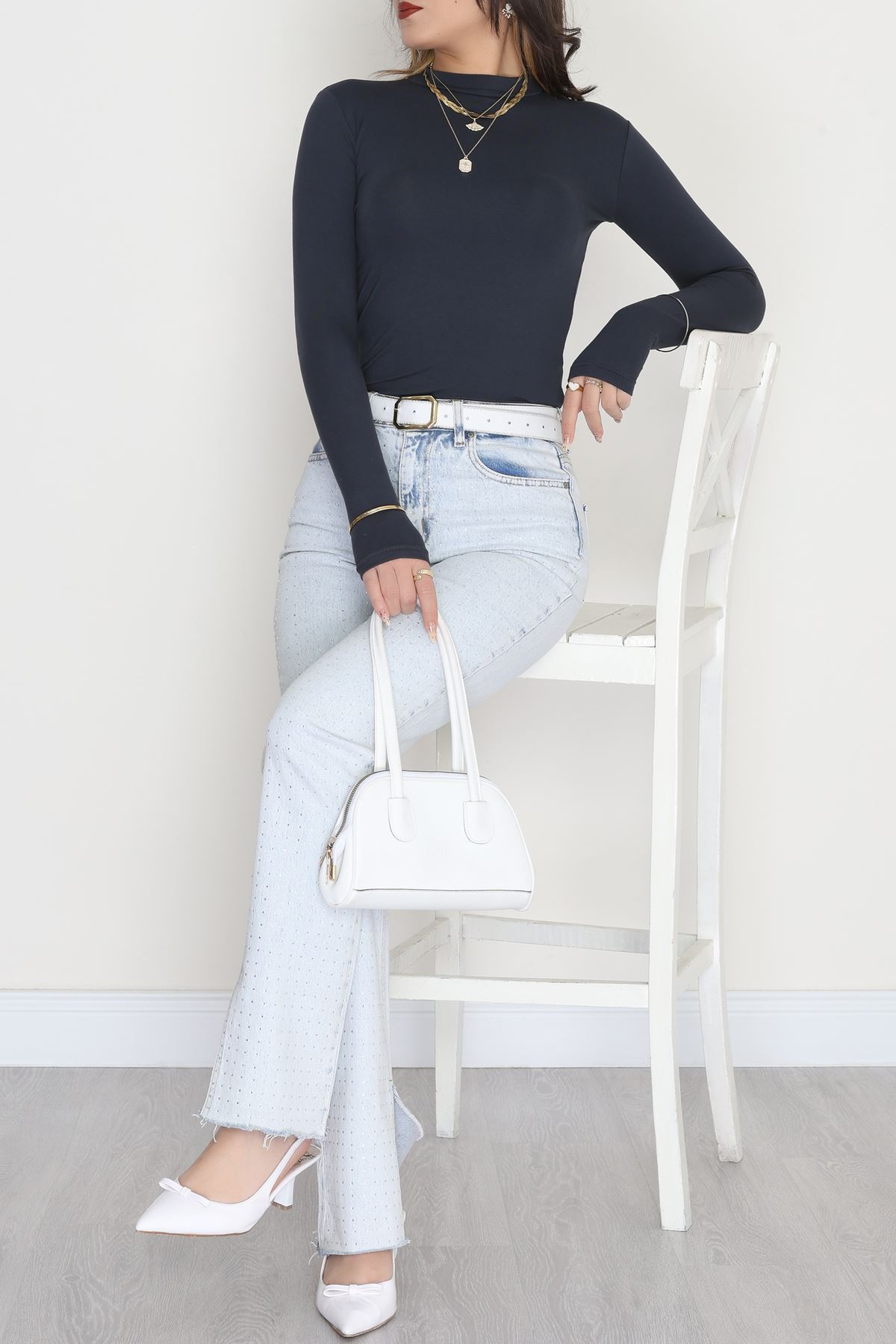 Dik Yaka Parmak Geçmeli Viskon Body Koyufüme - 40076.599.