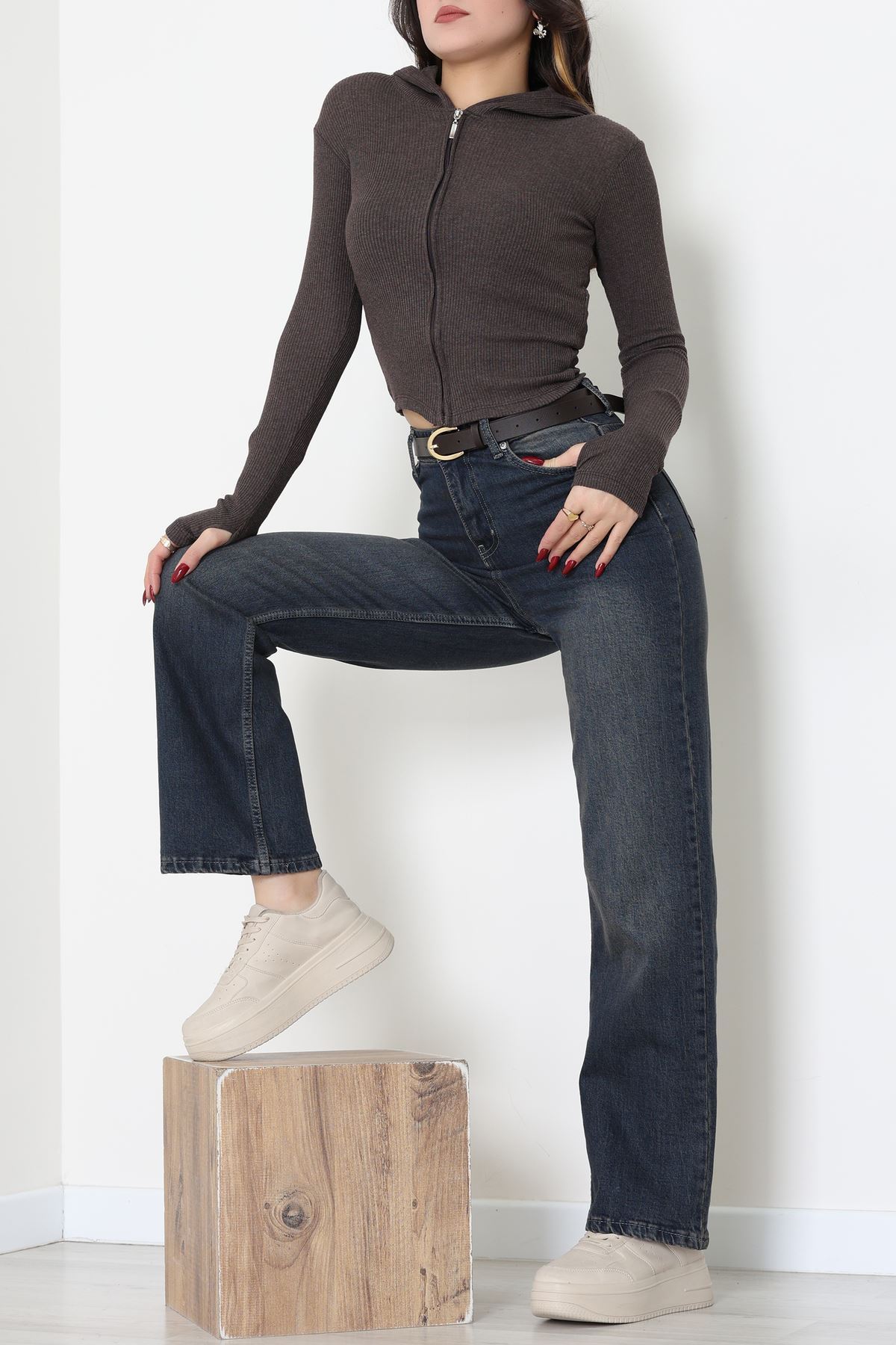 Kapşonlu Parmak Geçmeli Kaşkorse Ceket Kahve - 70769.1567.