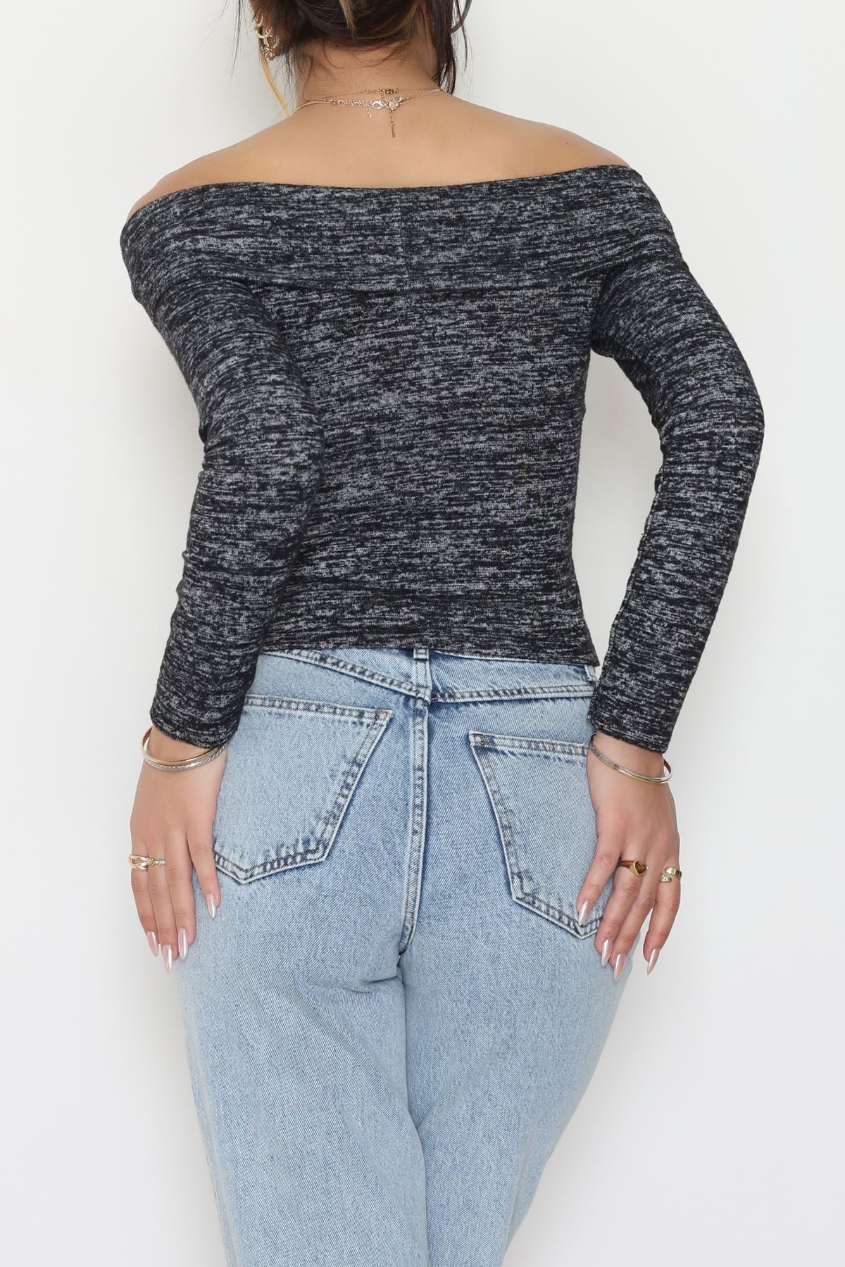 Madonna Yaka Yumoş Bluz Siyah - 51096.2114.