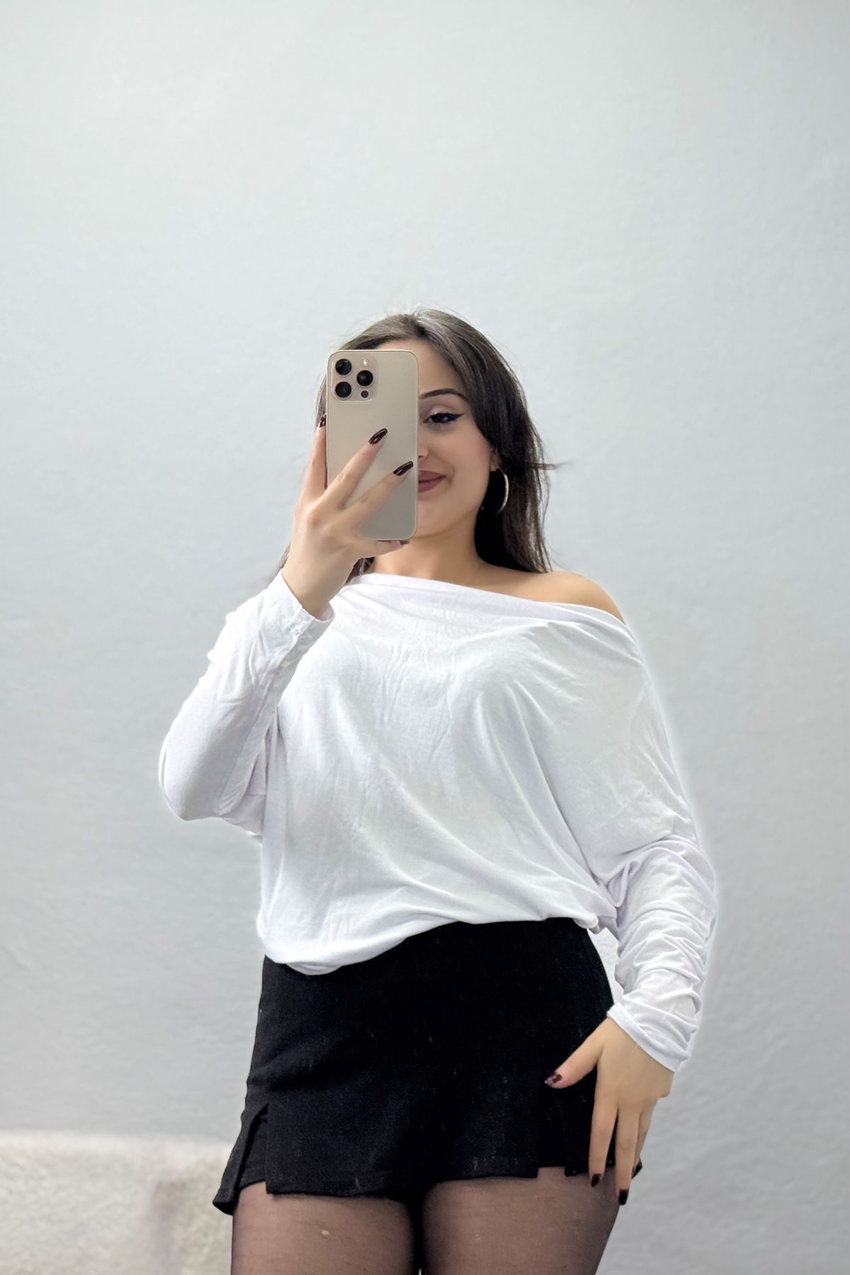 Omuz Düşümlü Asimetrik Bluz Beyaz - 22153.200.