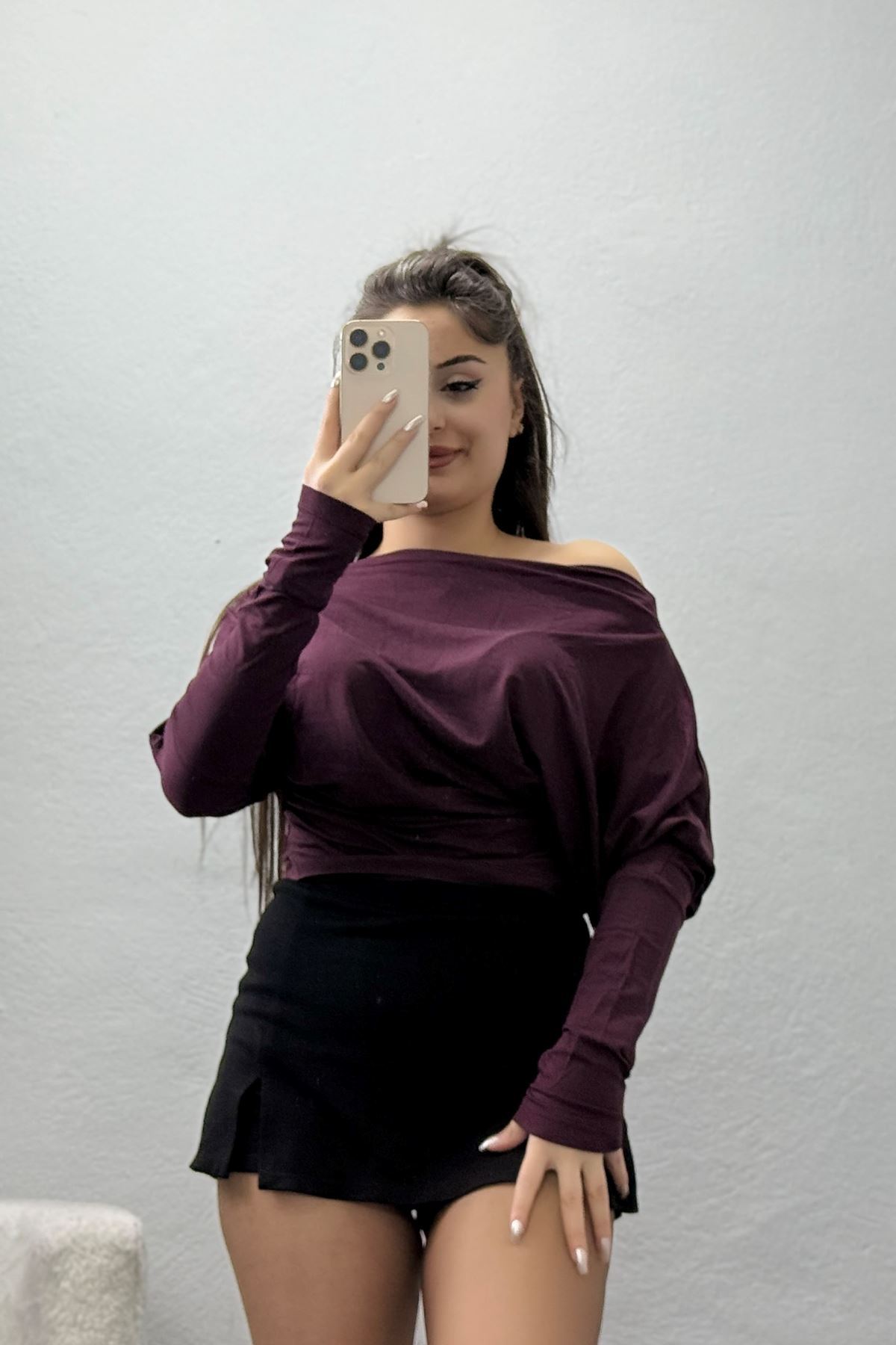 Omuz Düşümlü Asimetrik Bluz Mürdüm - 22153.200.