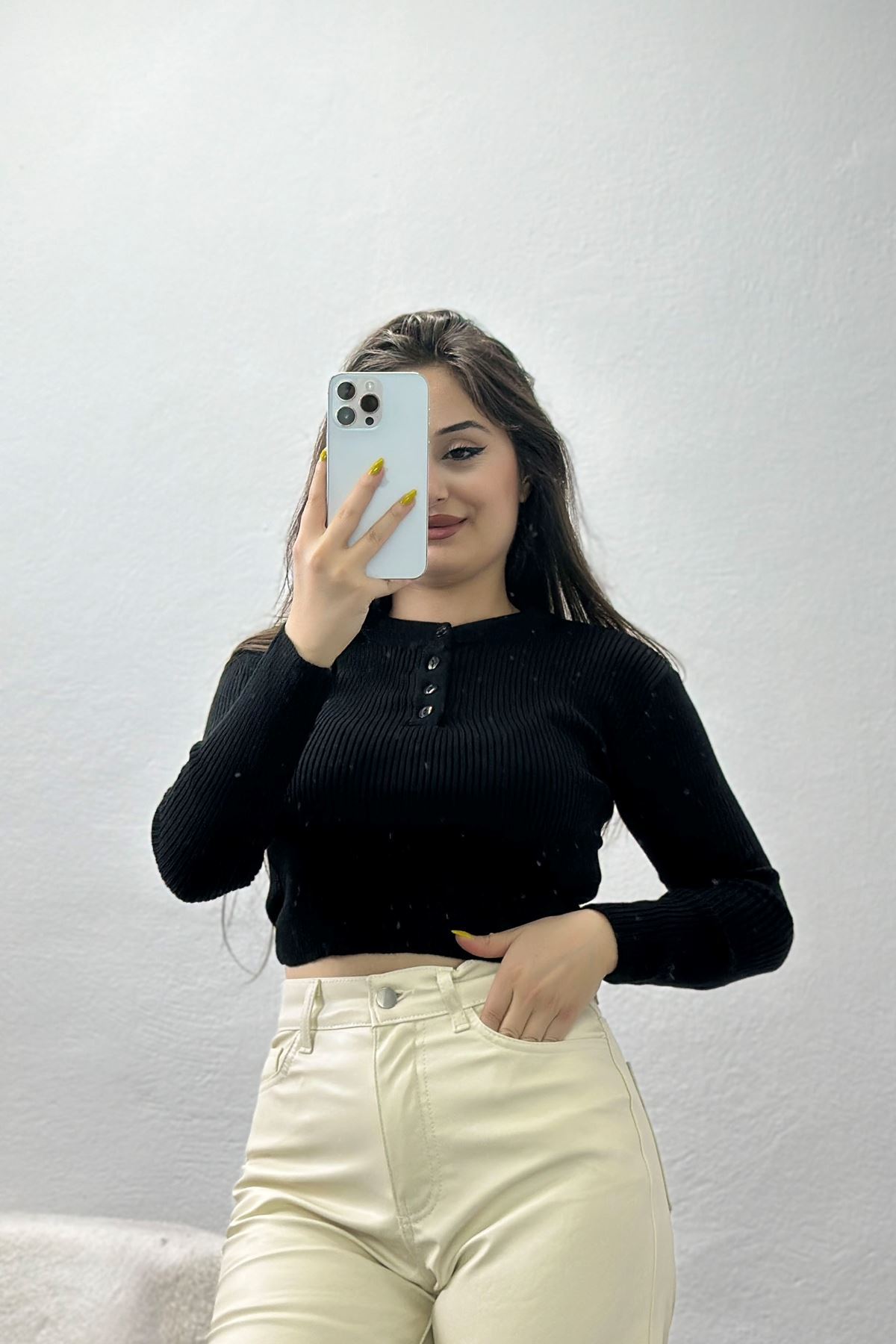 Düğmeli Triko Siyah - 4032.2043.