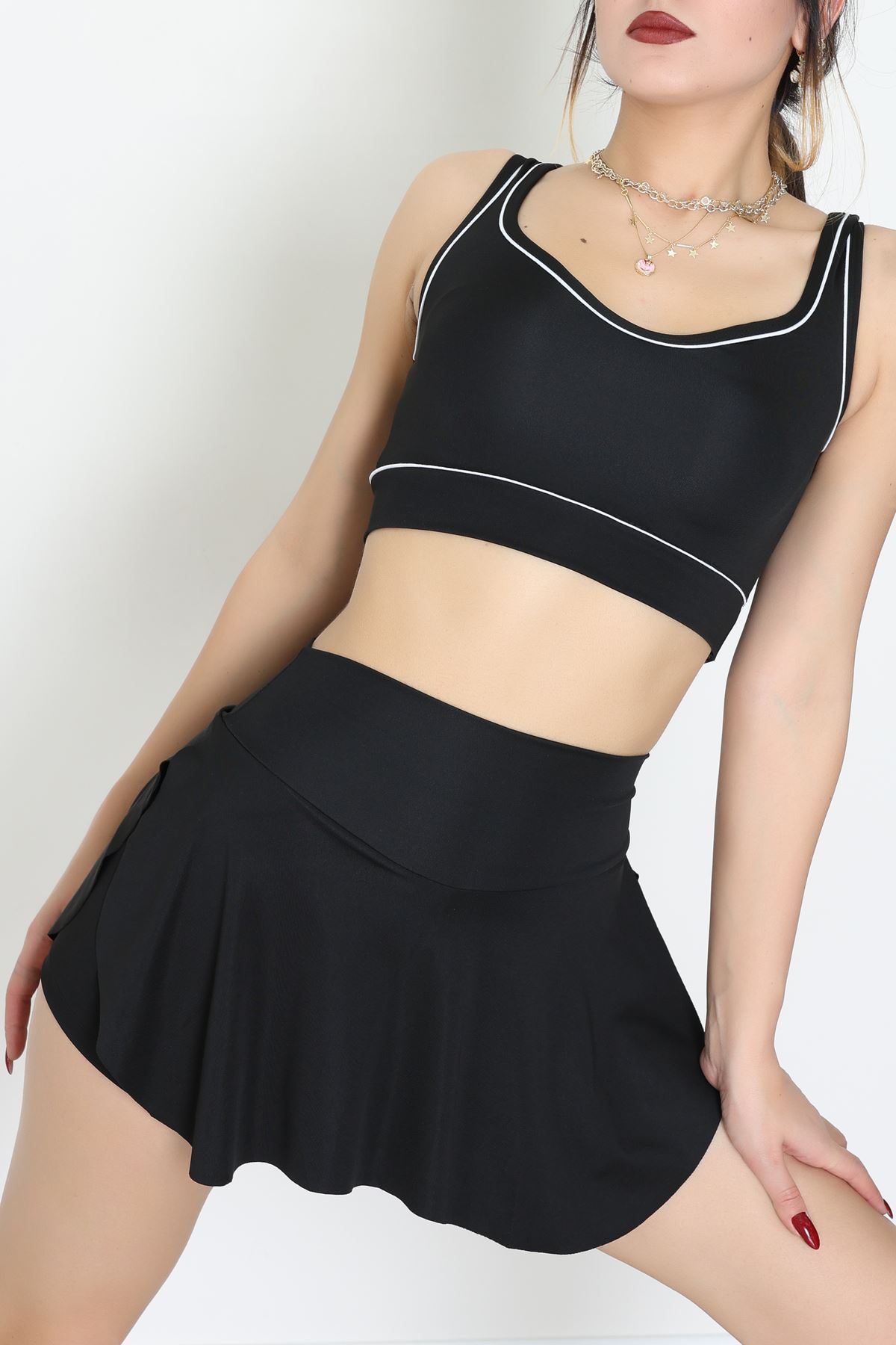 Biyeli Kalın Askılı Crop Atlet Siyah - 9032.125.