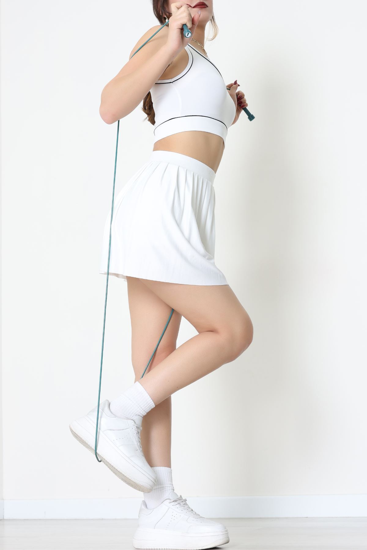 Biyeli Kalın Askılı Crop Atlet Beyaz - 9032.125.