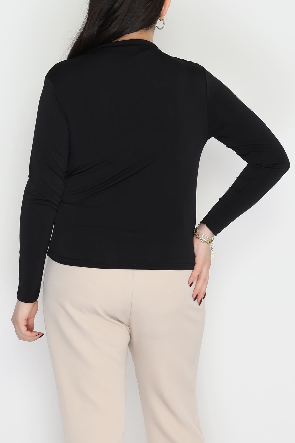 Drape Detaylı Büyük Beden Sandy Bluz Siyah - 70768.1949.