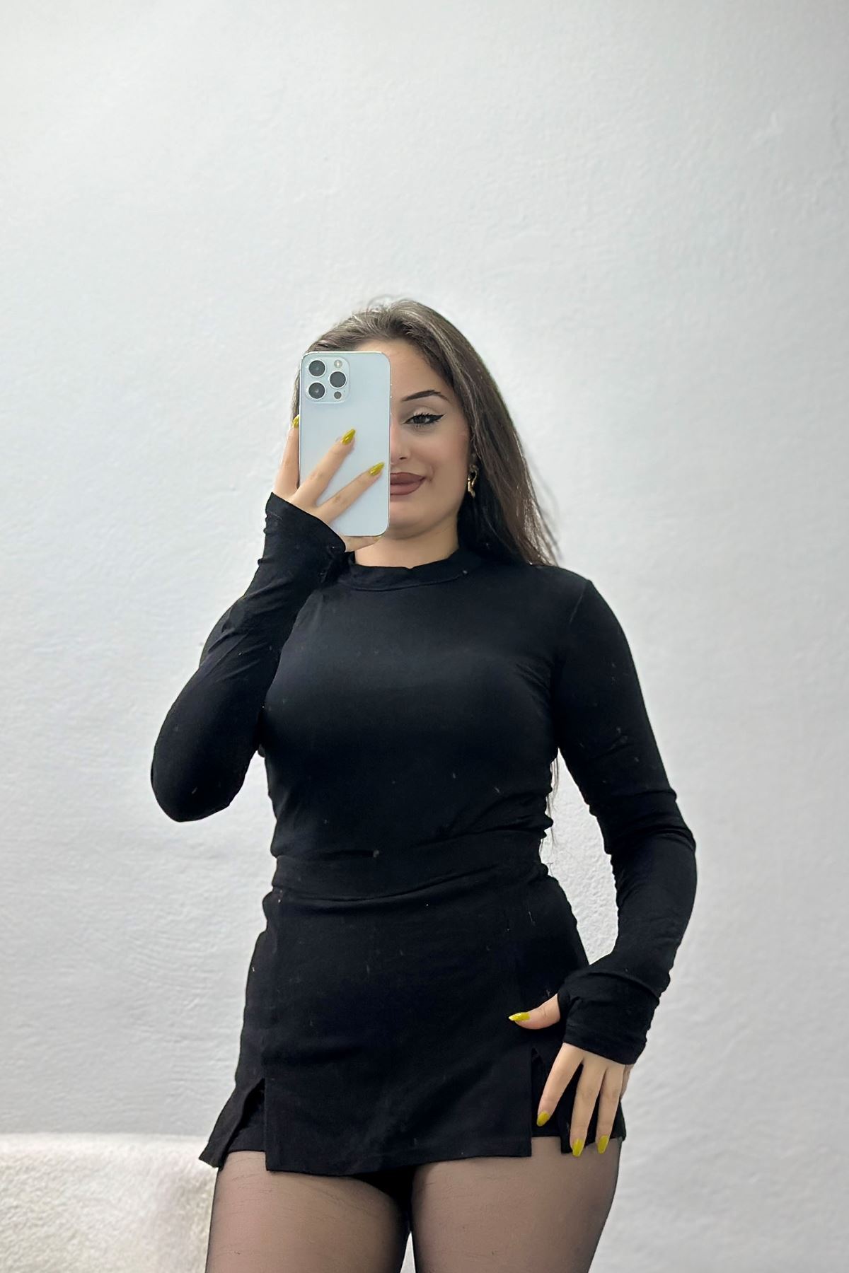 Dik Yaka Parmak Geçmeli Viskon Body Siyah - 40076.599.