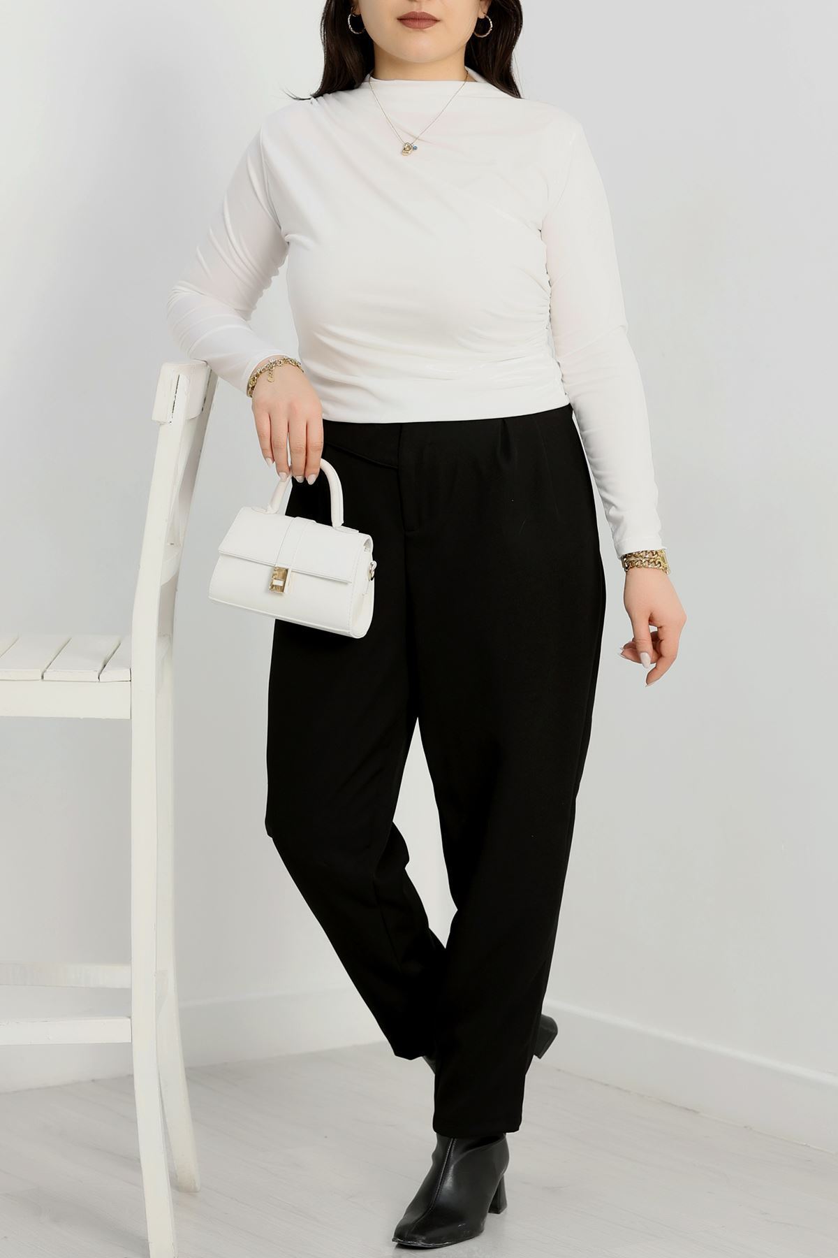 Drape Detaylı Büyük Beden Sandy Bluz Ekru - 70768.1949.