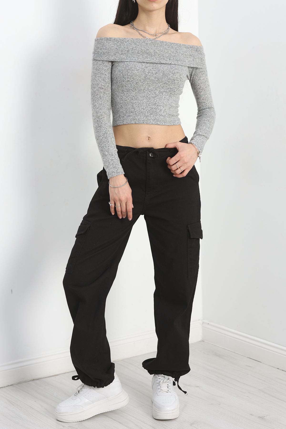 Madonna Yaka Crop Yumoş Body Gri - 50209.1723.