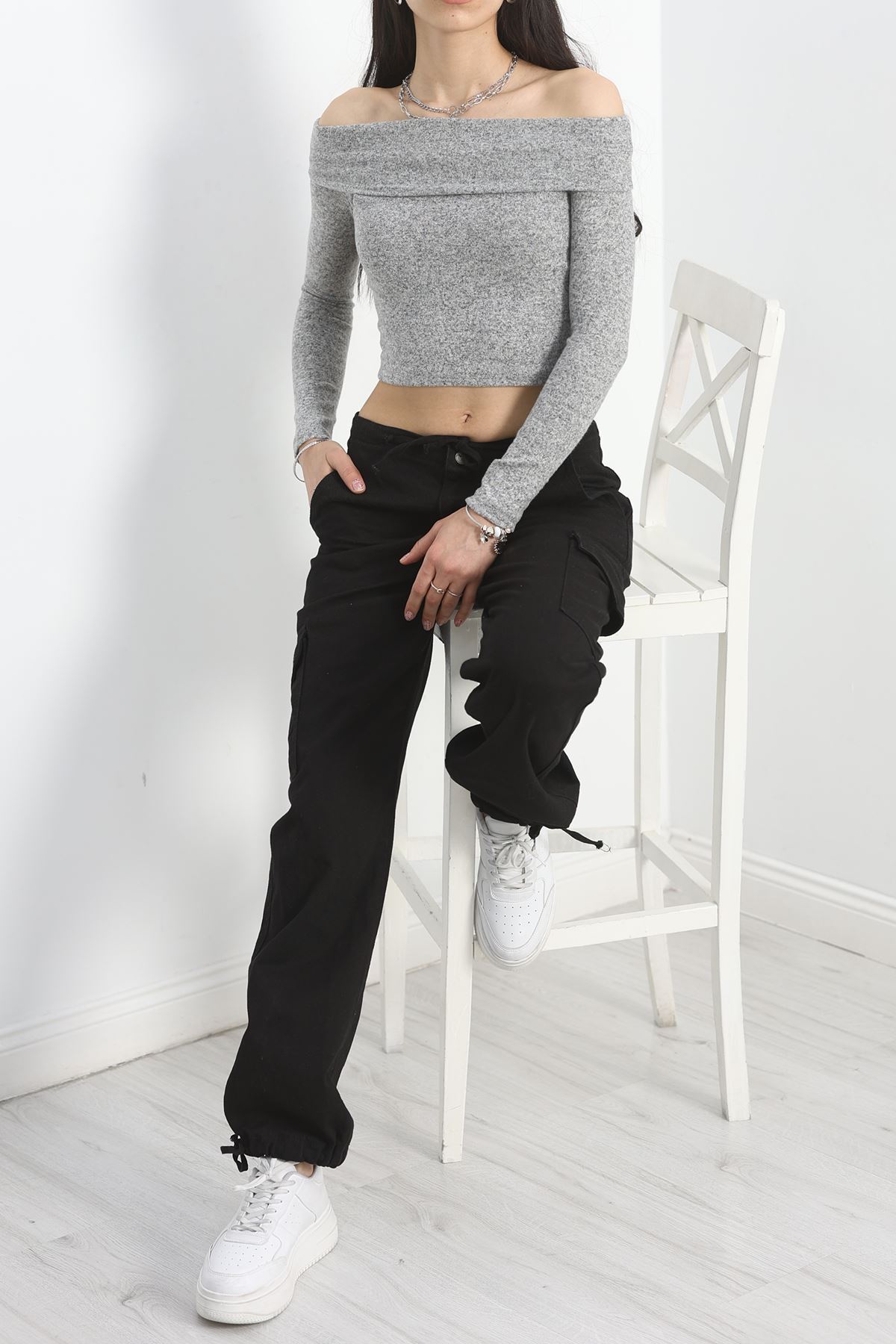 Madonna Yaka Crop Yumoş Body Gri - 50209.1723.