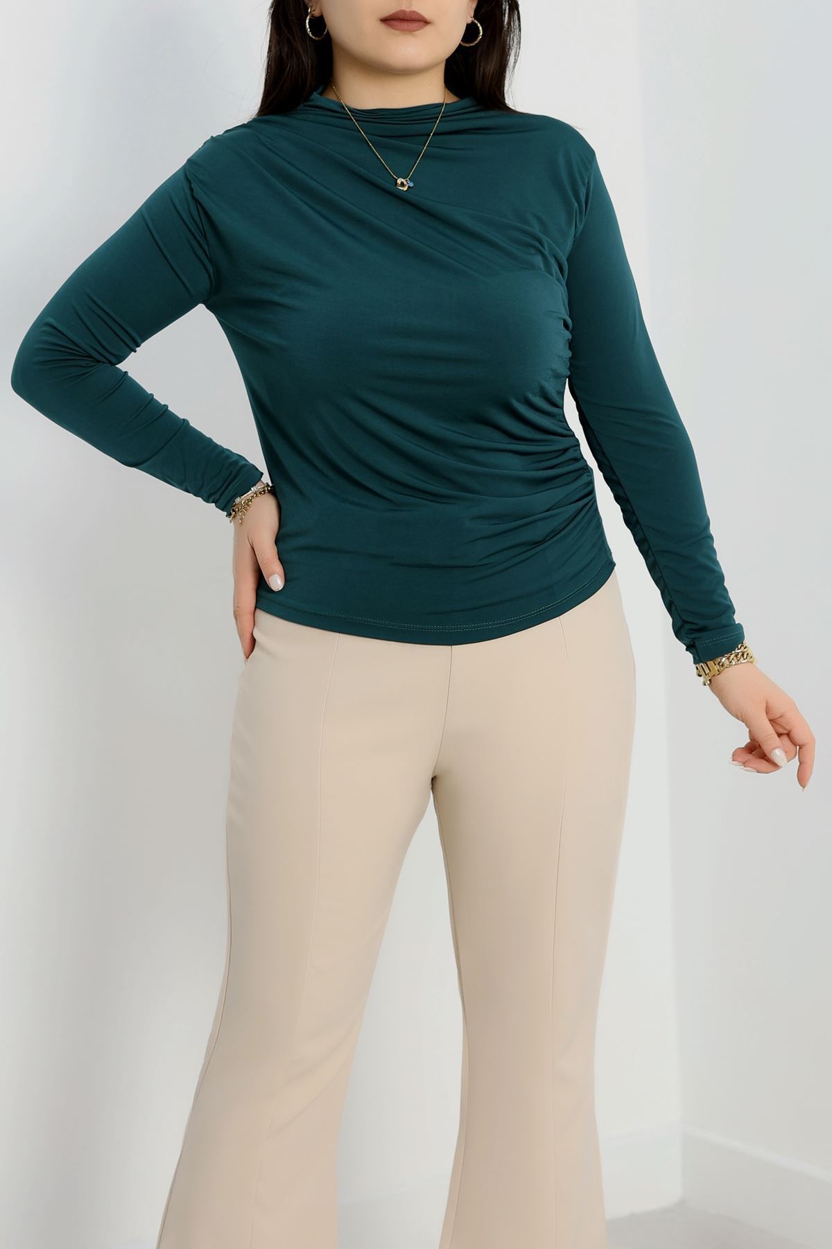 Drape Detaylı Büyük Beden Sandy Bluz Zümrüt - 70768.1949.