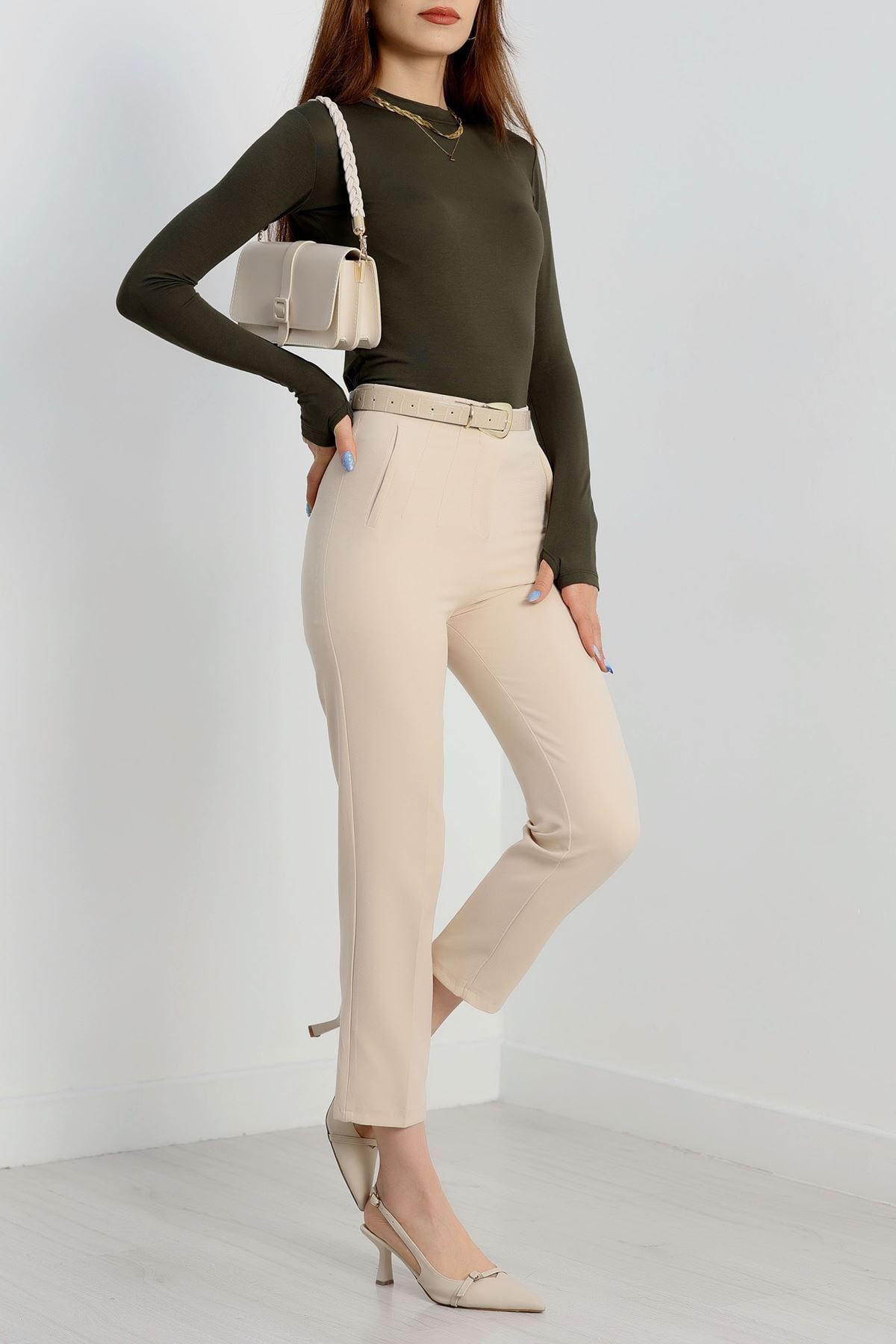 Dik Yaka Parmak Geçmeli Viskon Body Haki - 40076.599.