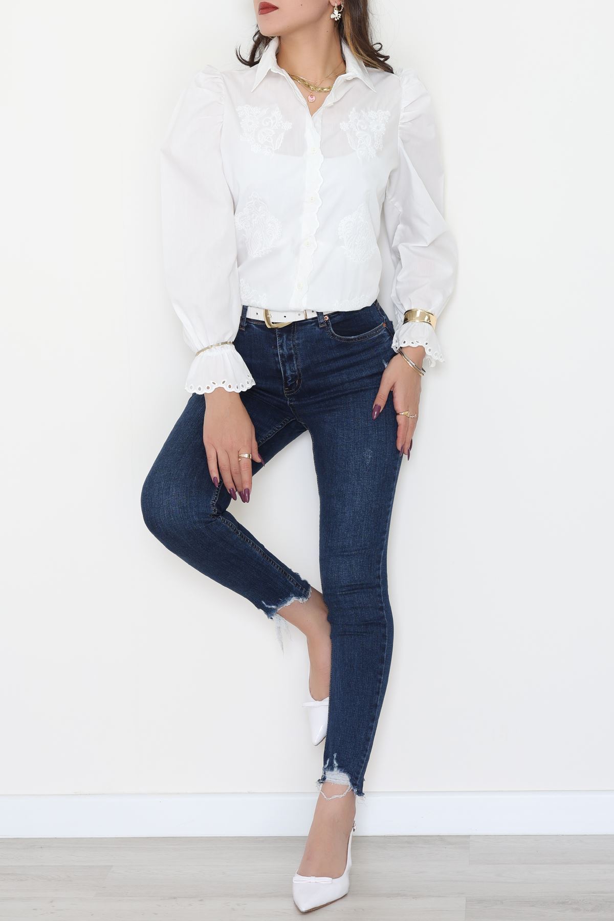 Dakron Kumaş Nakış Detaylı Gömlek Beyaz - 51114.2118.